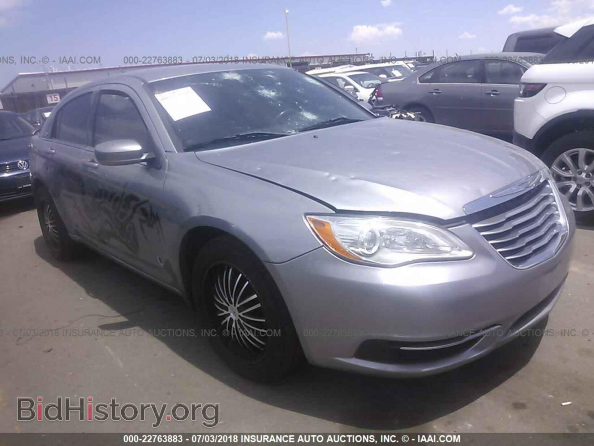 Photo 1C3CCBBB2DN516372 - Chrysler 200 2013