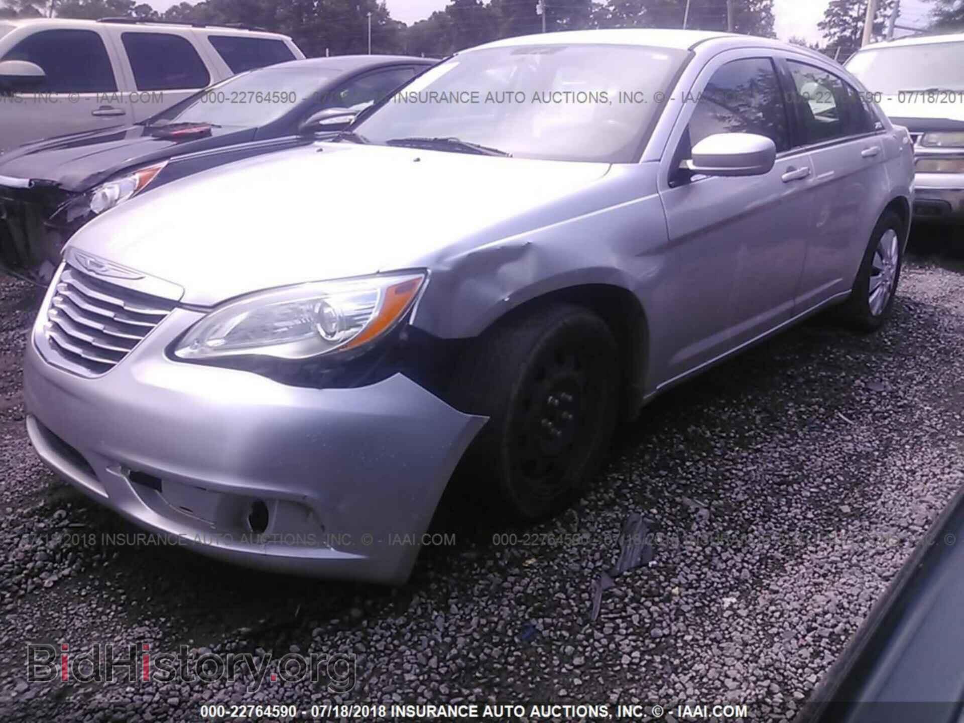 2012 Chrysler 200 - VIN: 1C3CCBAB6CN169127 - Фото 2