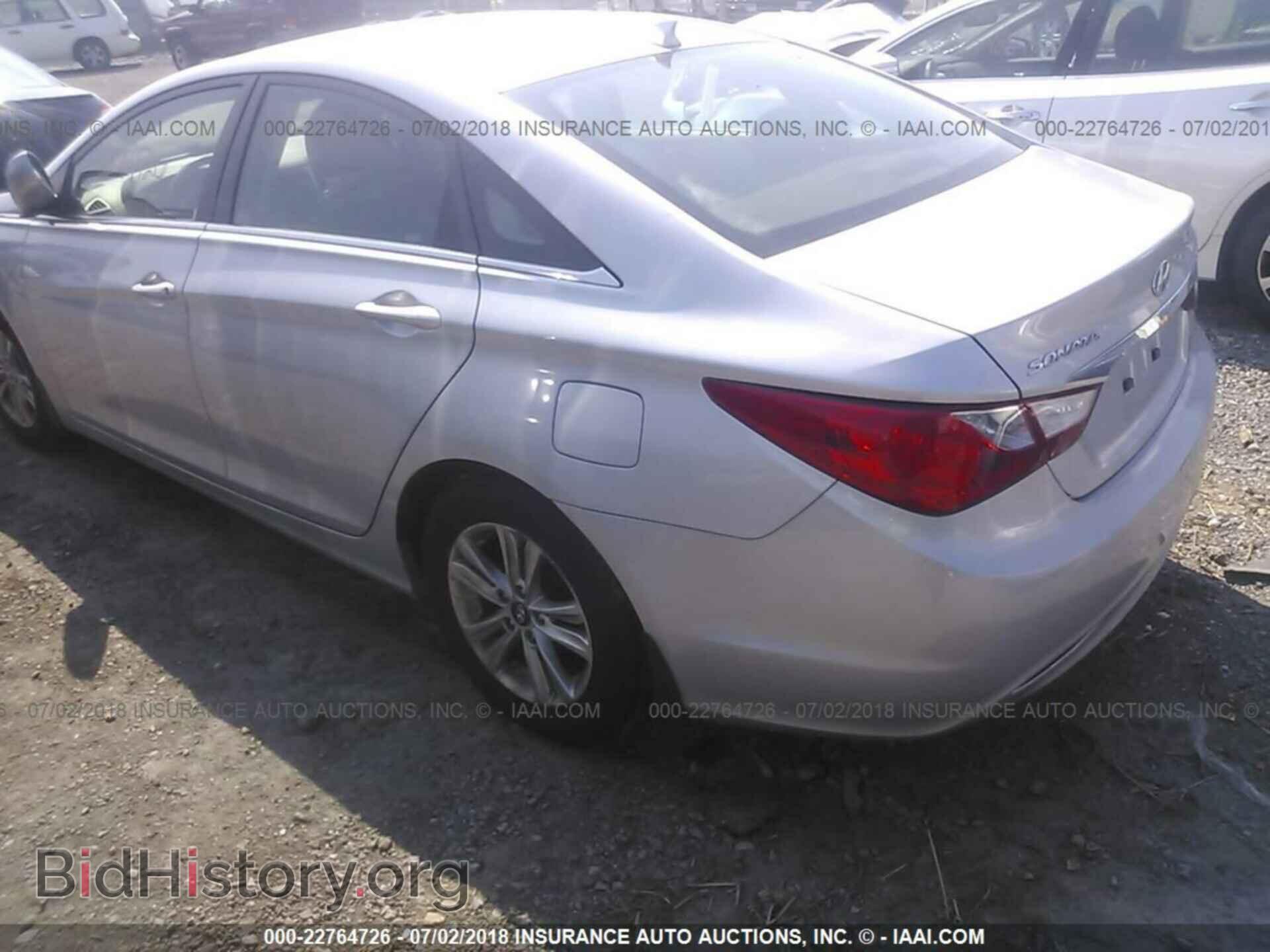 2012 Hyundai Sonata - VIN: 5NPEB4AC4CH438415 - Photo 3