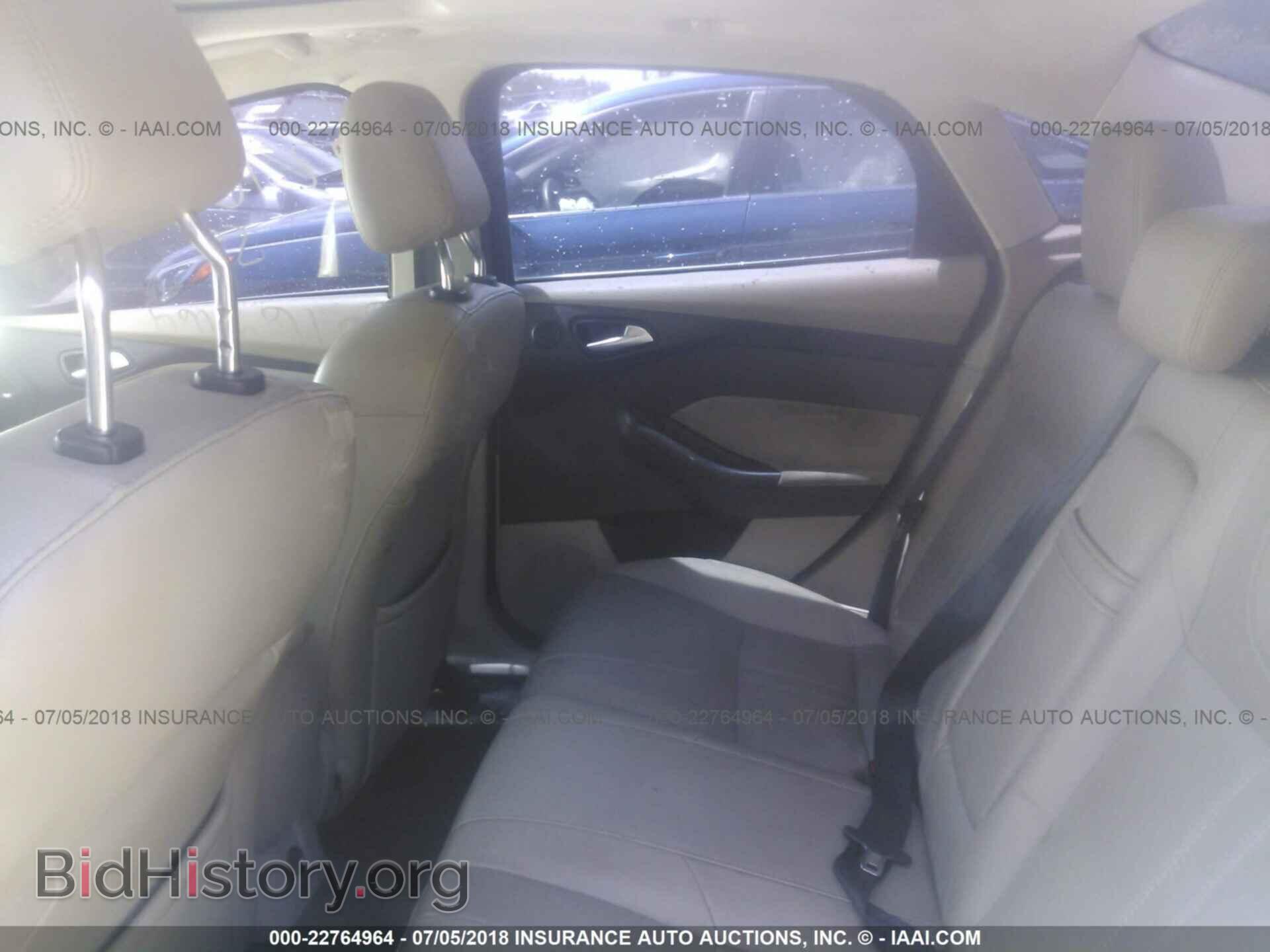 2012 Ford Focus - VIN: 1FAHP3H24CL298955 - Photo 8