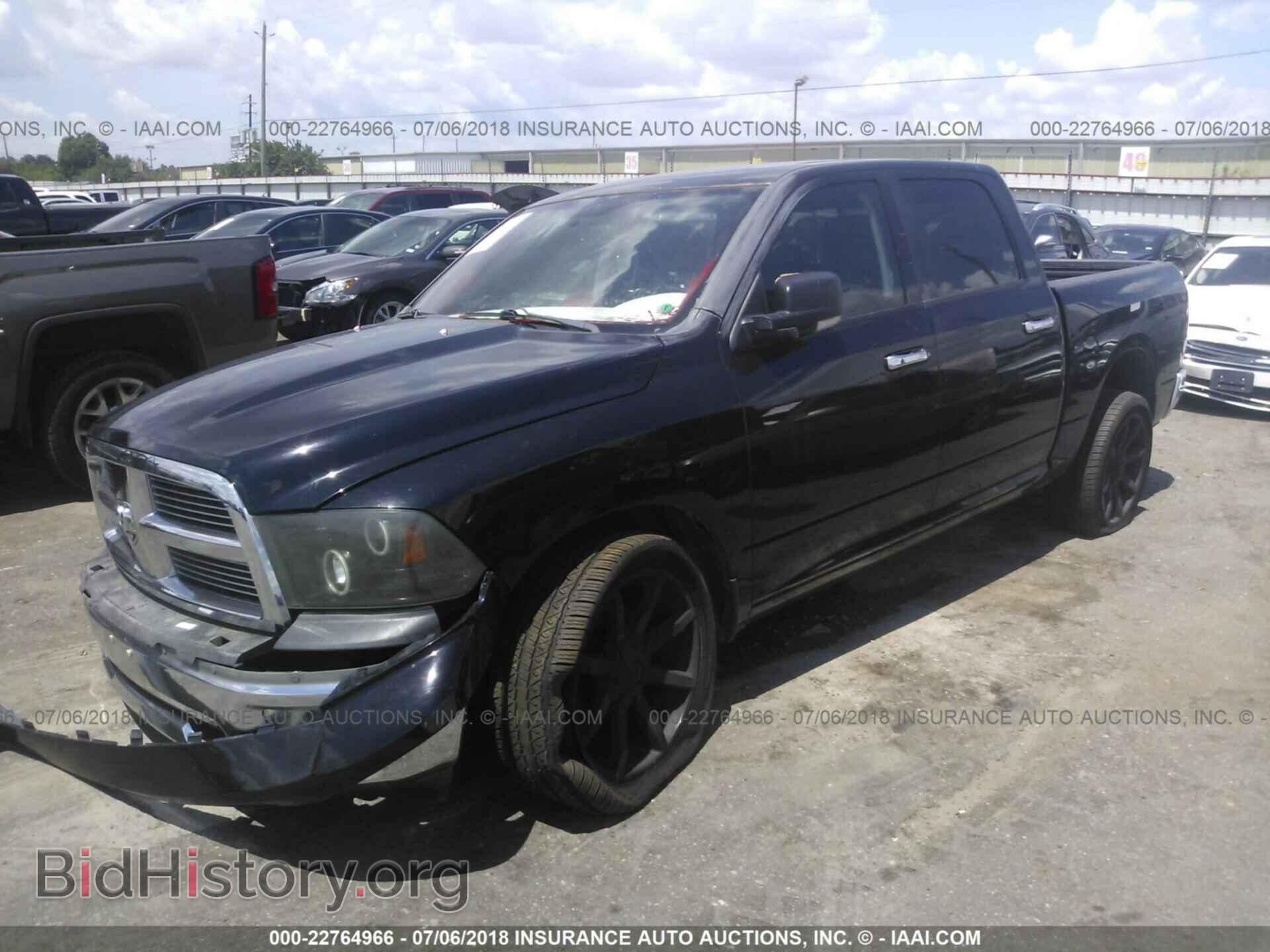 2012 Dodge Ram 1500 - VIN: 1C6RD6LT3CS113901 - Фото 2
