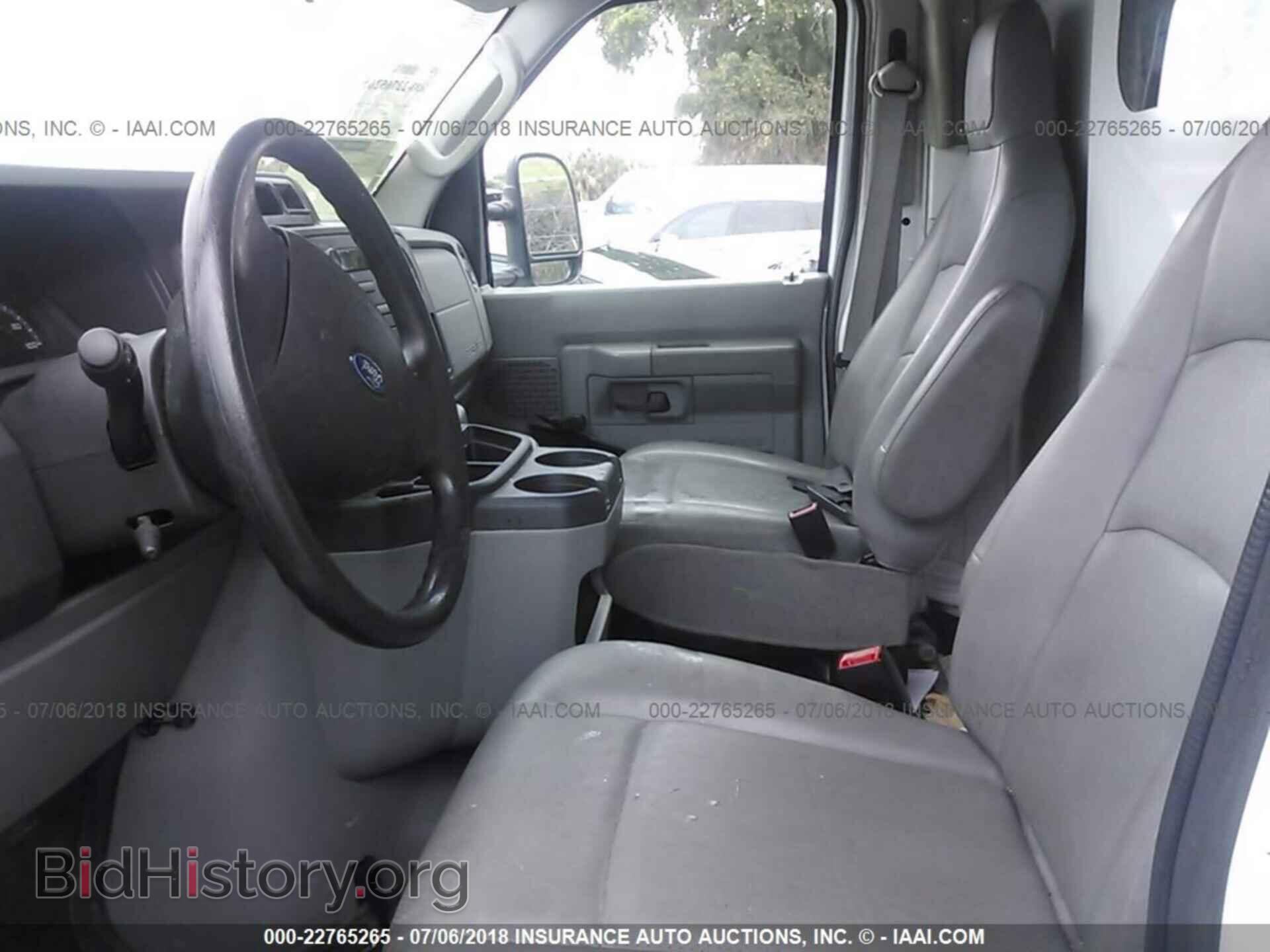 2016 Ford Econoline - VIN: 1FDWE3FL8GDC32519 - Photo 8