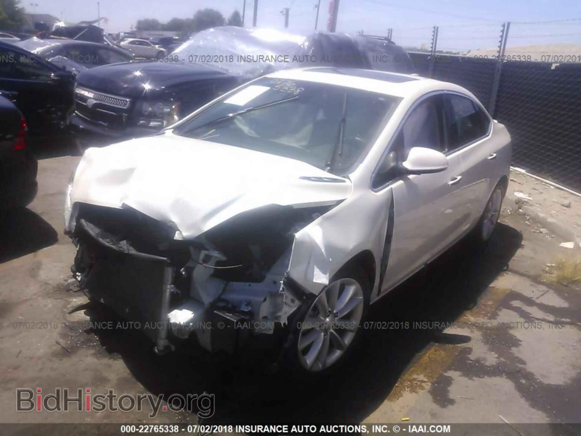 2016 Buick Verano - VIN: 1G4PS5SK2G4141235 - Фото 2