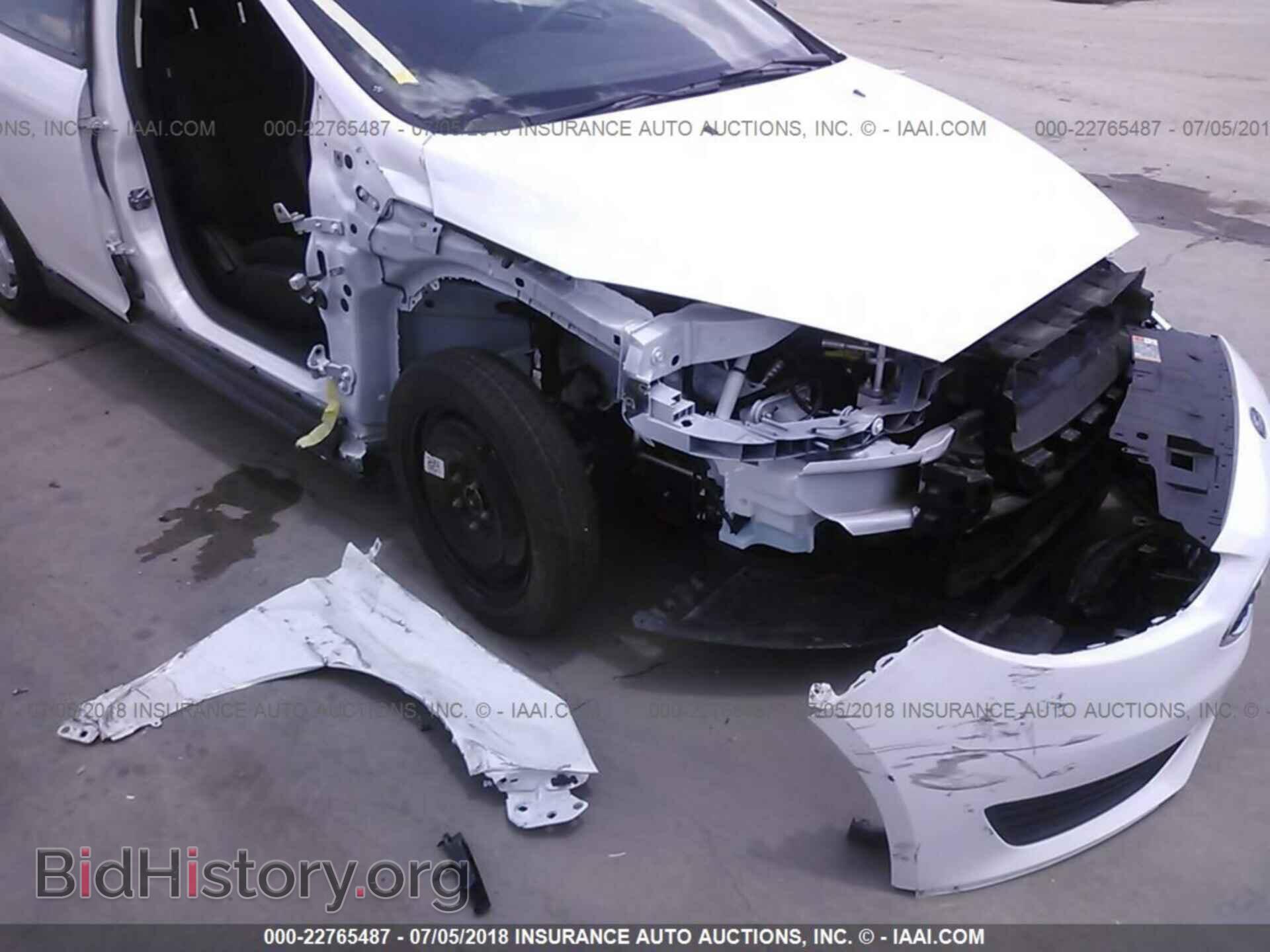 2017 Ford Focus - VIN: 1FADP3E23HL276701 - Photo 6