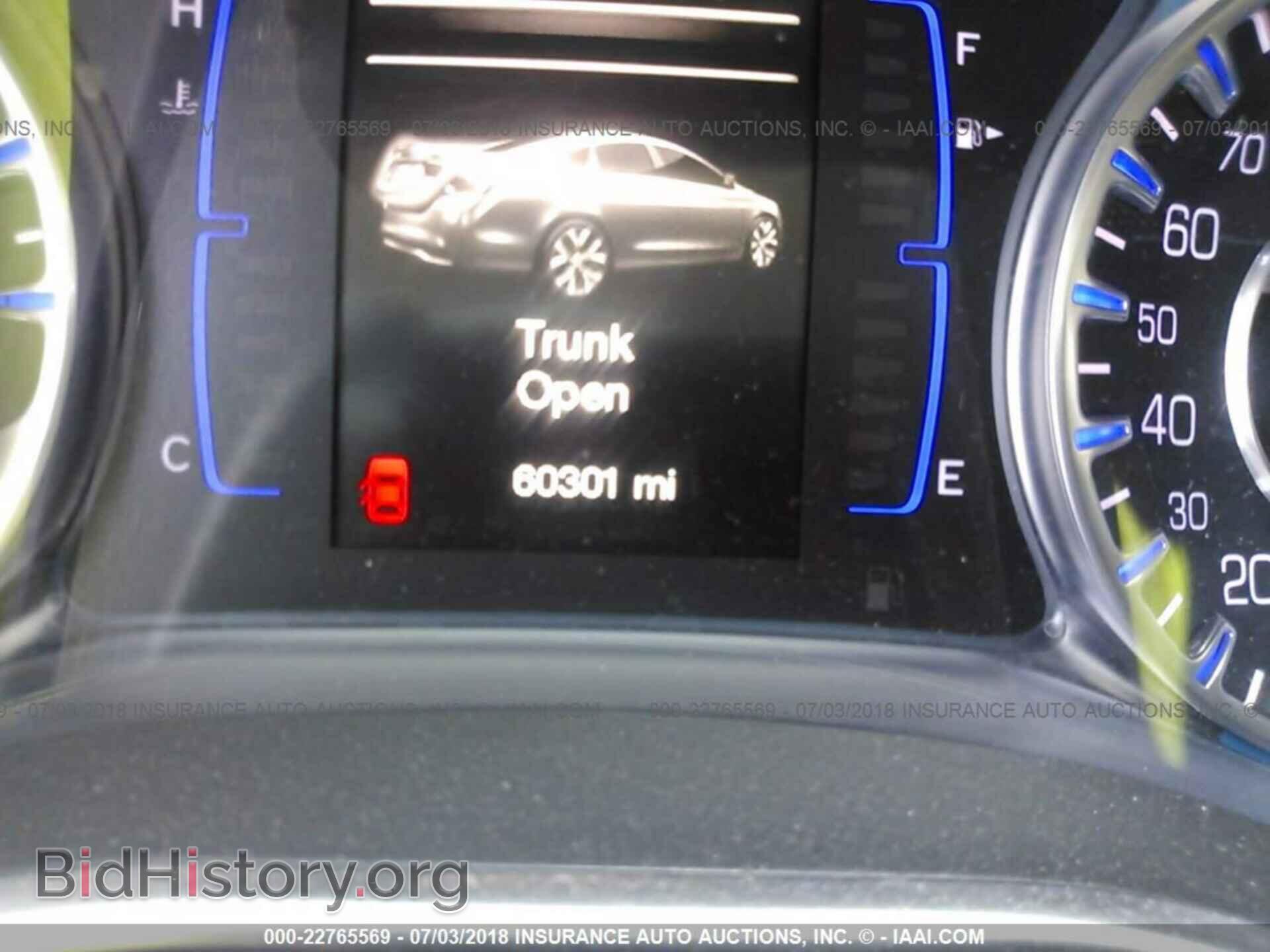 2015 Chrysler 200 - VIN: 1C3CCCABXFN571744 - Фото 7
