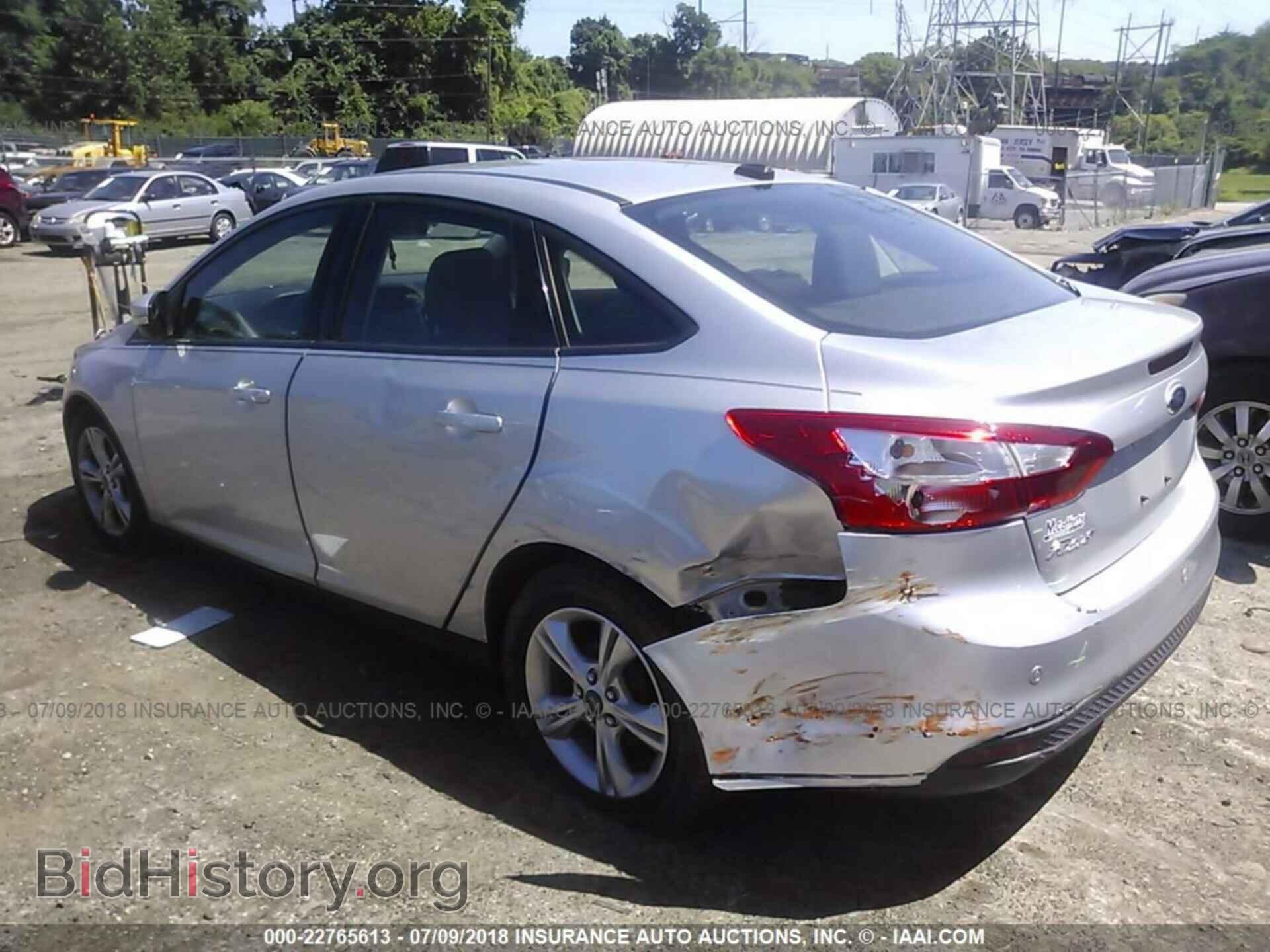 2014 Ford Focus - VIN: 1FADP3F28EL257538 - Фото 3