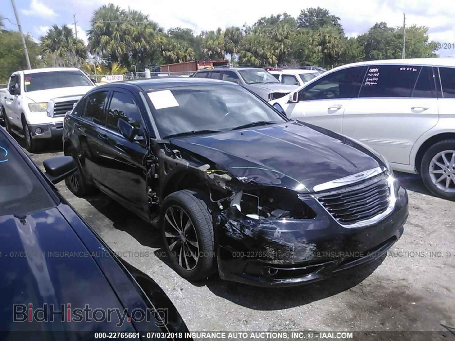 Photo 1C3CCBBB7DN579015 - Chrysler 200 2013