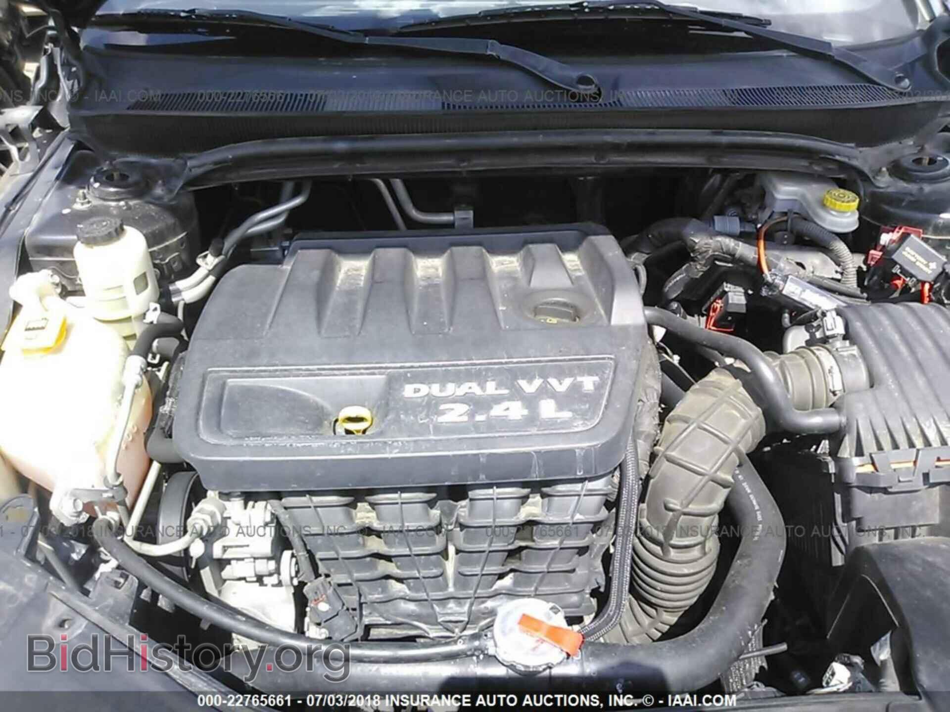 2013 Chrysler 200 - VIN: 1C3CCBBB7DN579015 - Photo 10