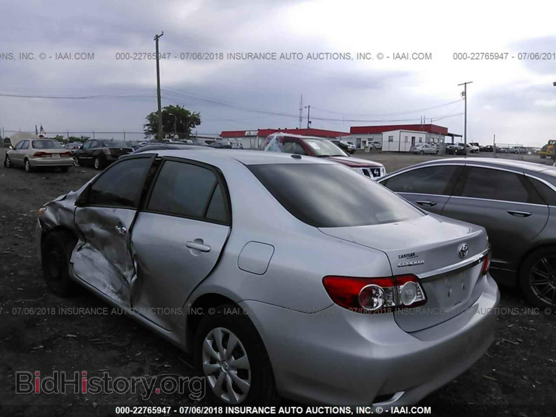 2011 Toyota Corolla - VIN: 2T1BU4EE5BC730956 - Фото 3