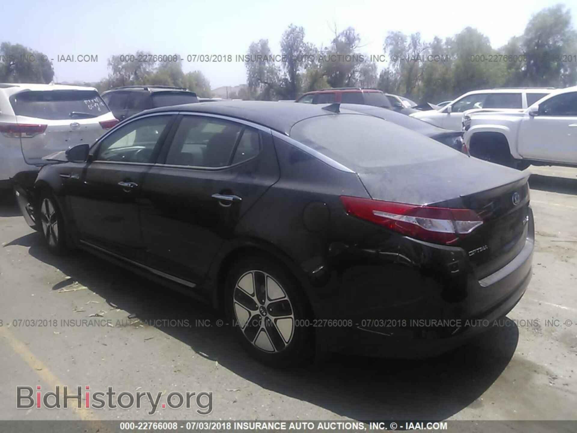 2013 Kia Optima - VIN: KNAGM4AD4D5062292 - Photo 3