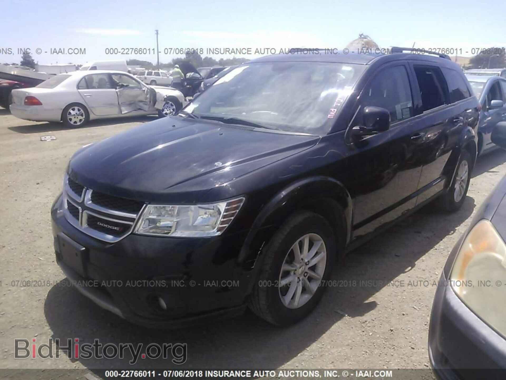 2015 Dodge Journey - VIN: 3C4PDCBB7FT723052 - Фото 2