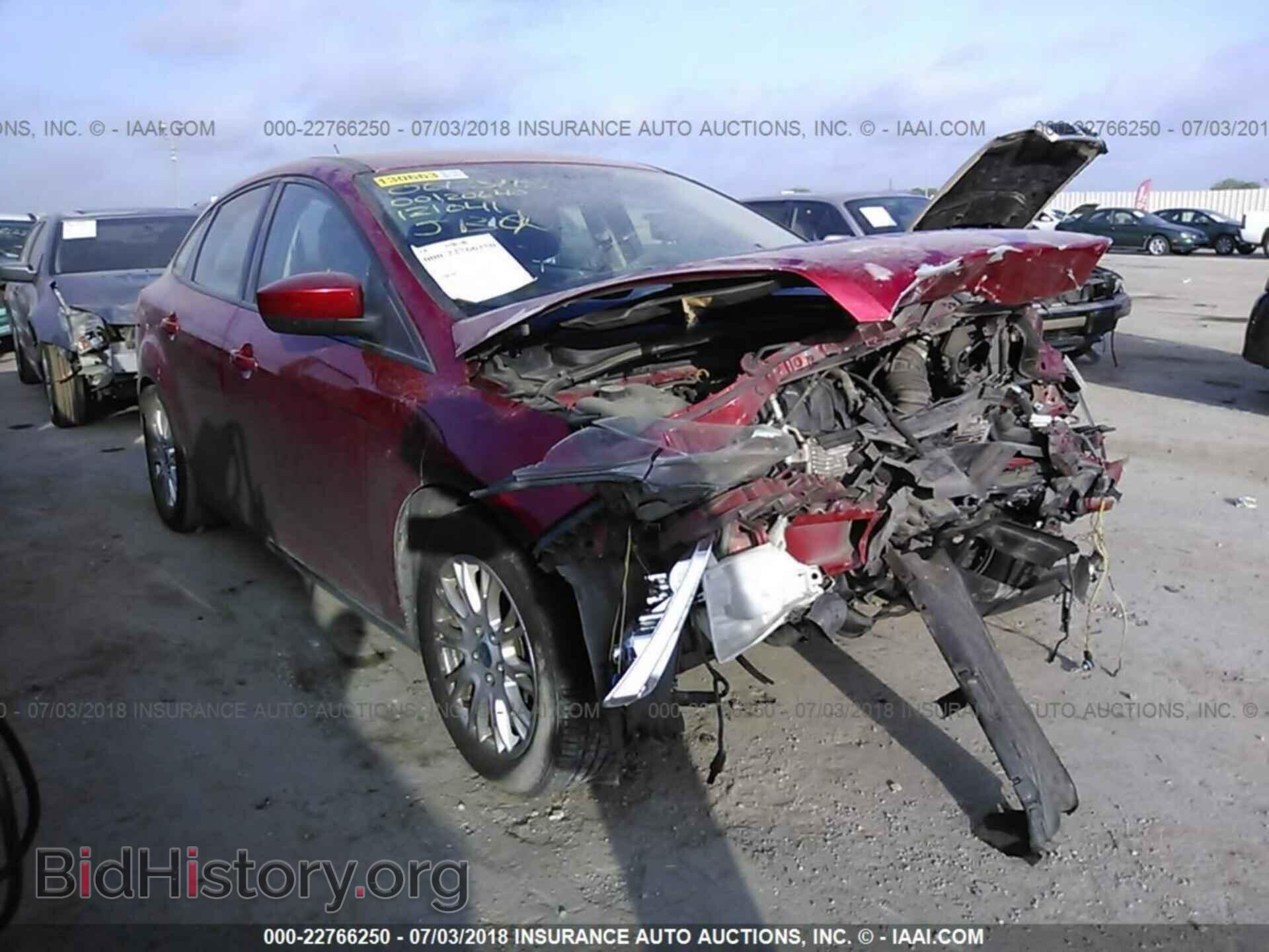 Photo 1FAHP3F21CL121041 - Ford Focus 2012