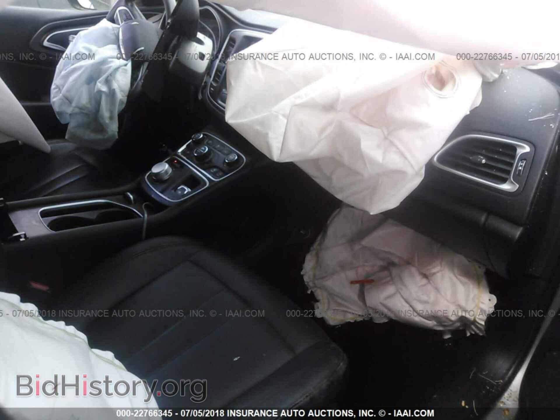 2016 Chrysler 200 - VIN: 1C3CCCAB3GN191744 - Фото 5