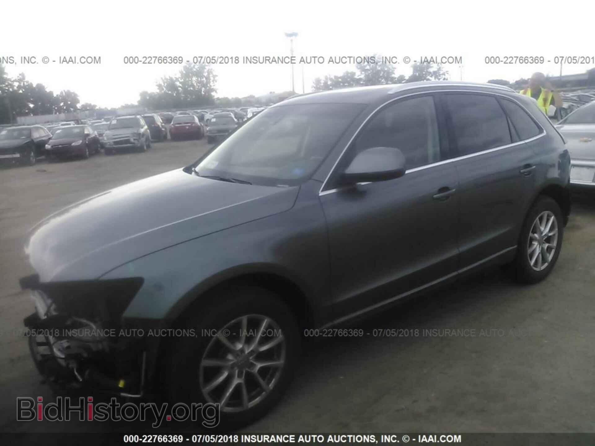 2012 Audi Q5 - VIN: WA1LFAFP8CA114679 - Фото 2