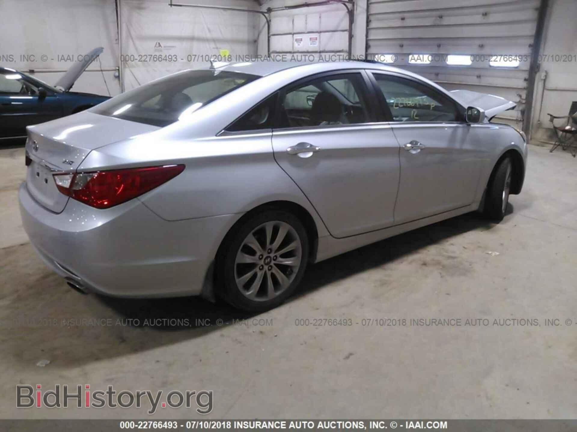2012 Hyundai Sonata - VIN: 5NPEC4AB9CH421971 - Фото 4