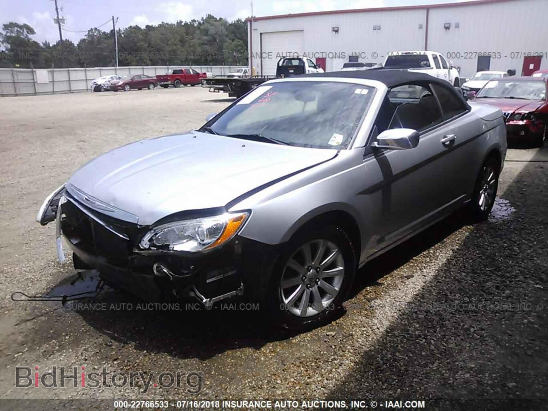 2012 Chrysler 200 - VIN: 1C3BCBEB9CN229035 - Фото 2