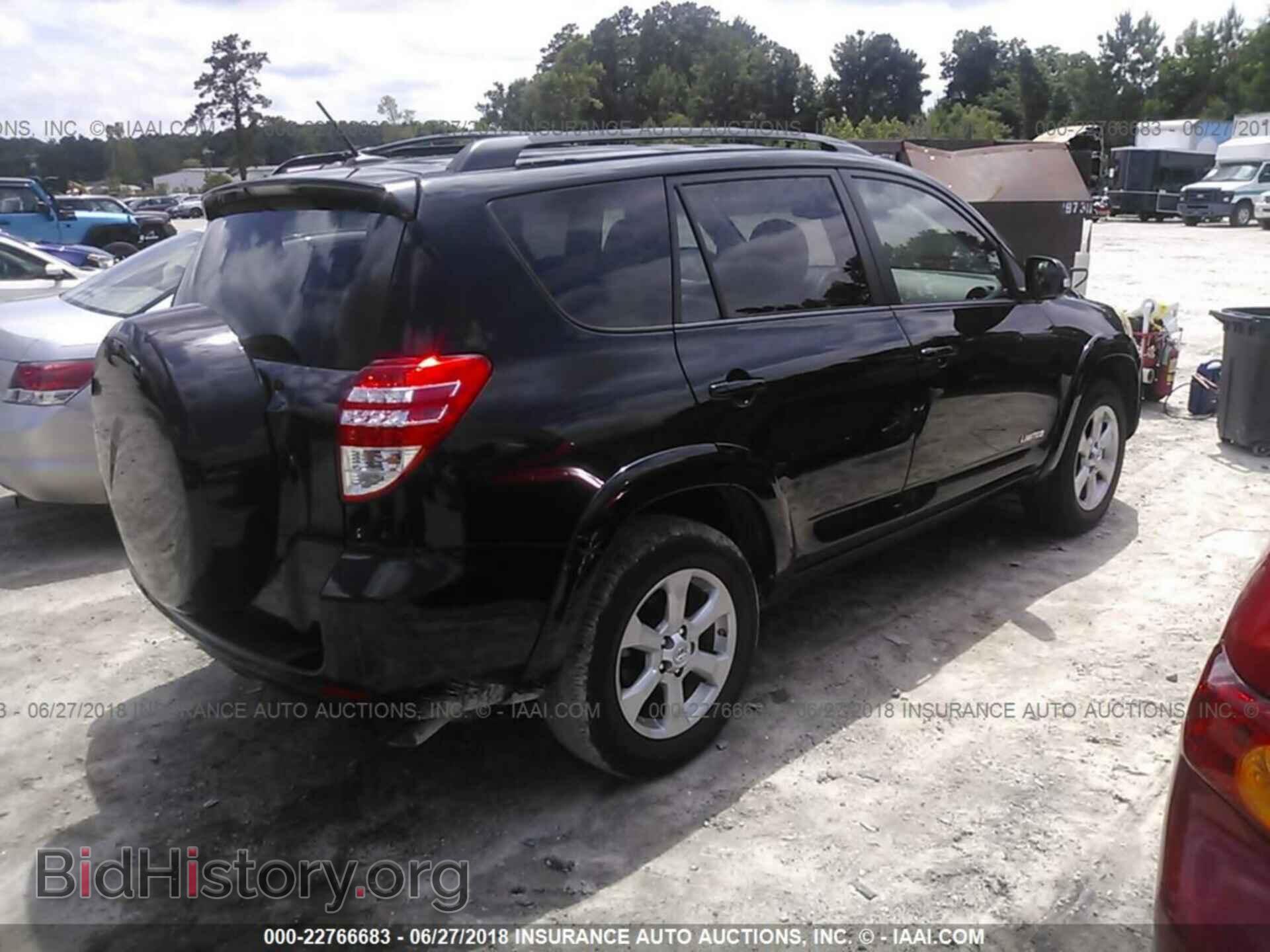 2011 Toyota Rav4 - VIN: 2T3YF4DV4BW082778 - Фото 4