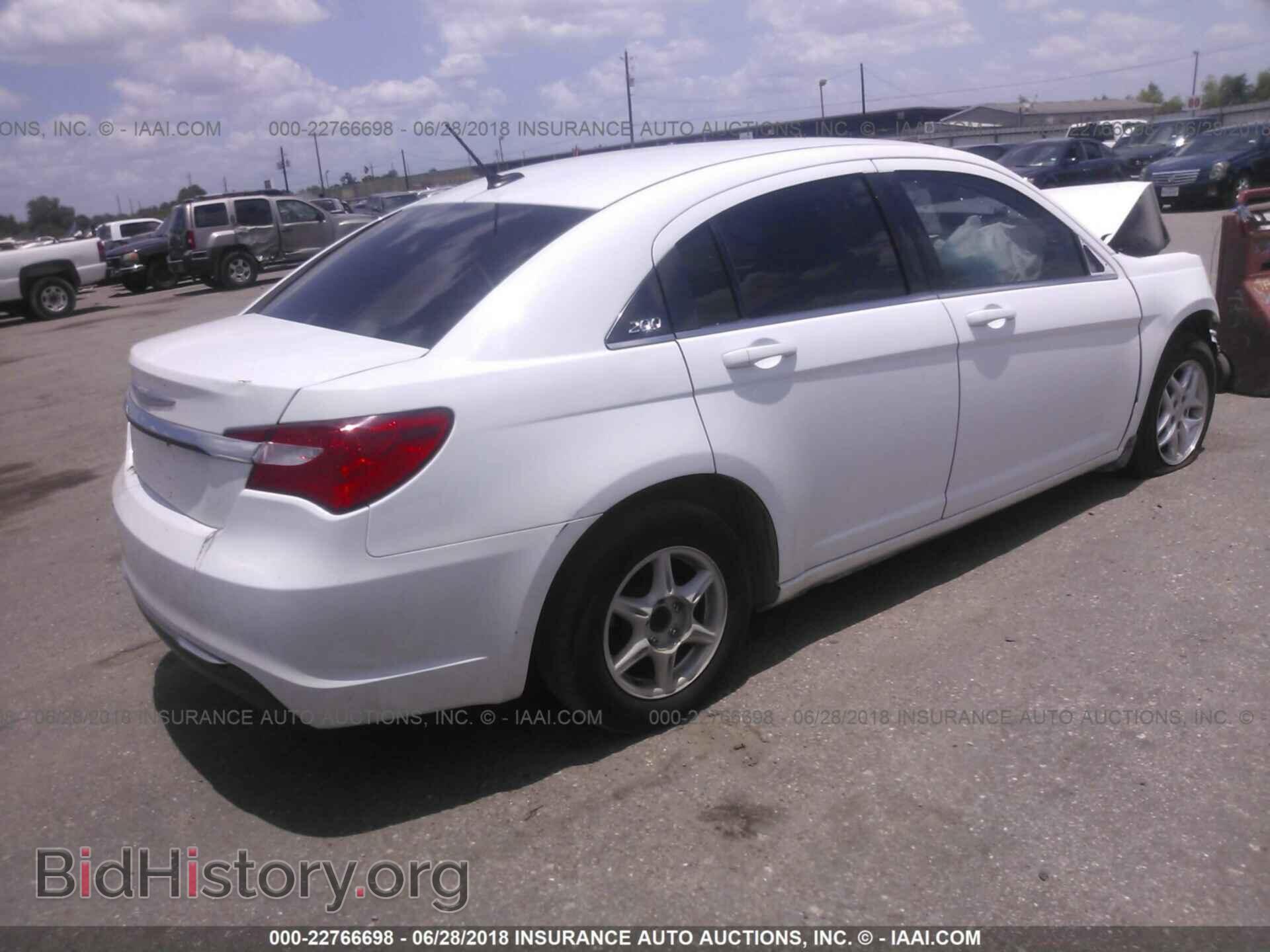2012 Chrysler 200 - VIN: 1C3CCBAB1CN126993 - Фото 4
