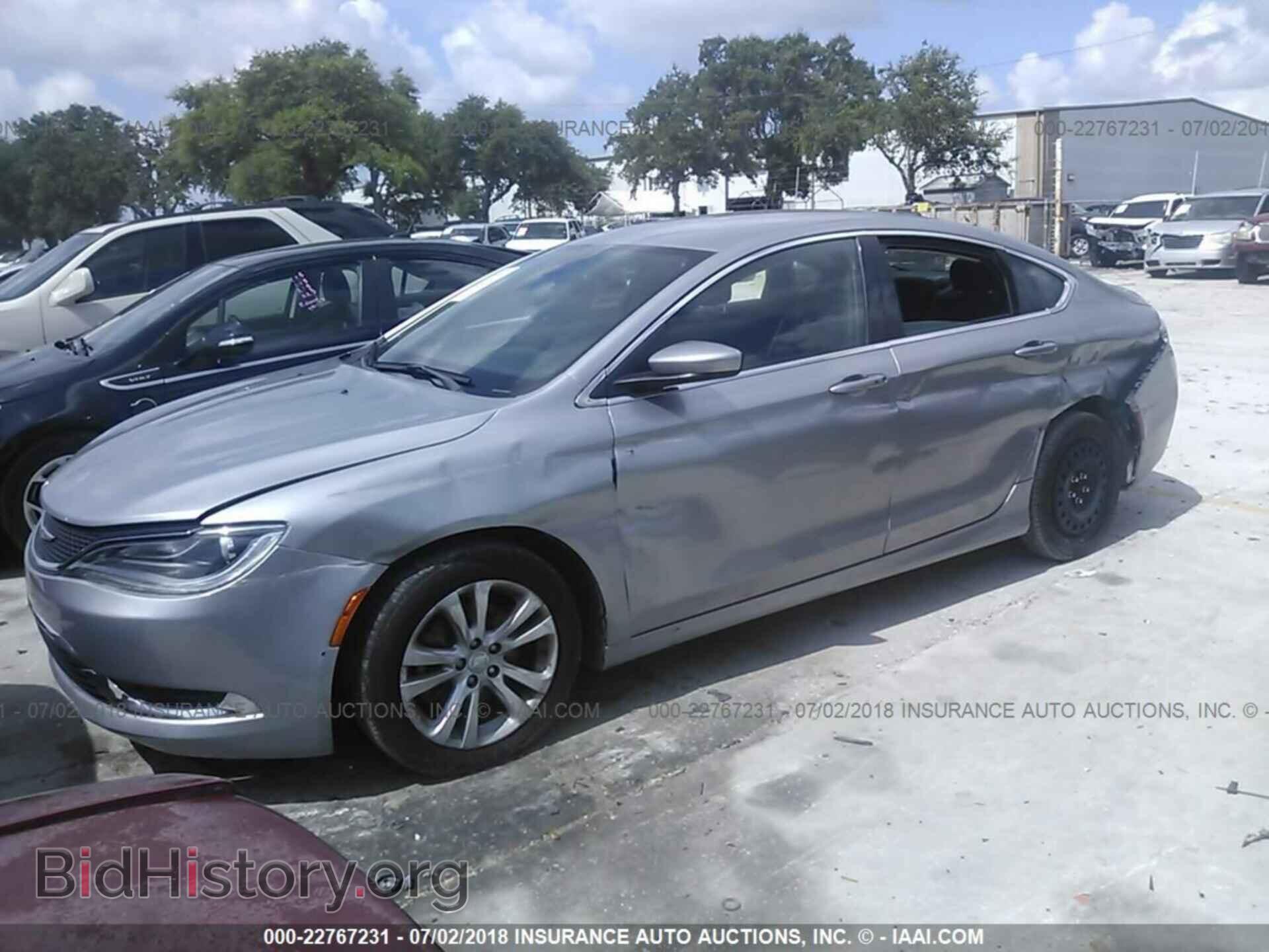 2016 Chrysler 200 - VIN: 1C3CCCAB4GN160390 - Фото 2