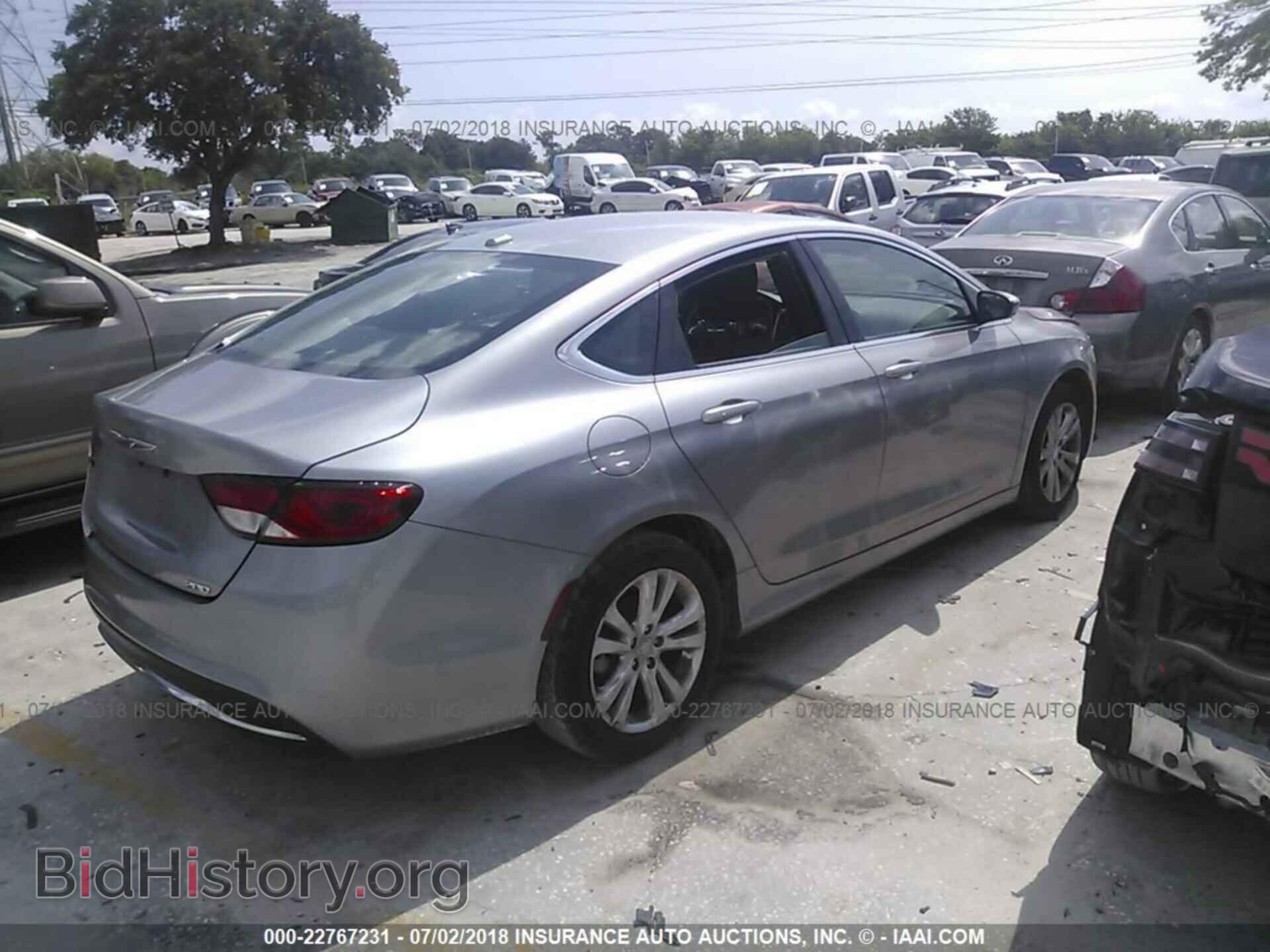 2016 Chrysler 200 - VIN: 1C3CCCAB4GN160390 - Фото 4