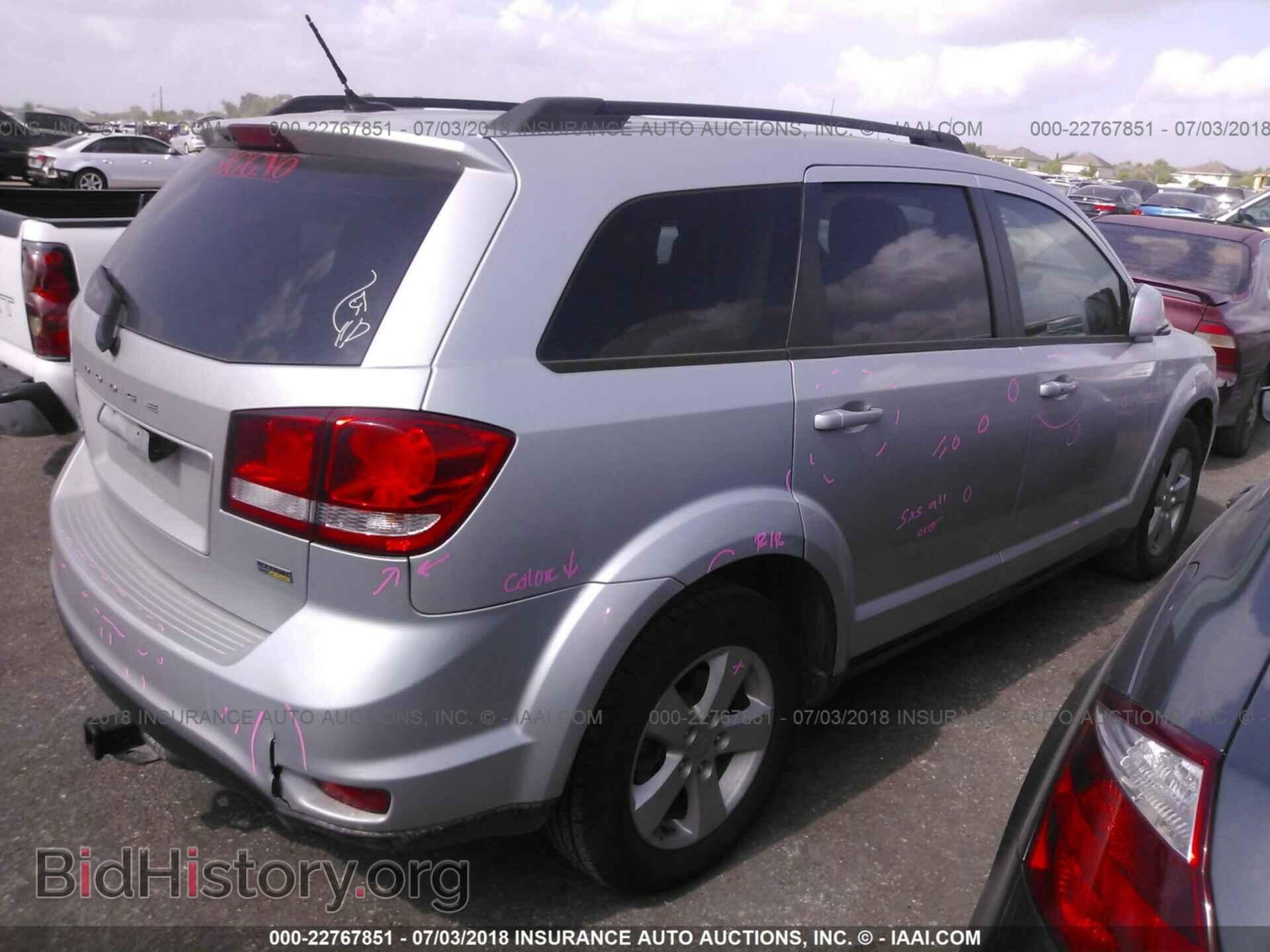 2012 Dodge Journey - VIN: 3C4PDCBGXCT158755 - Фото 4
