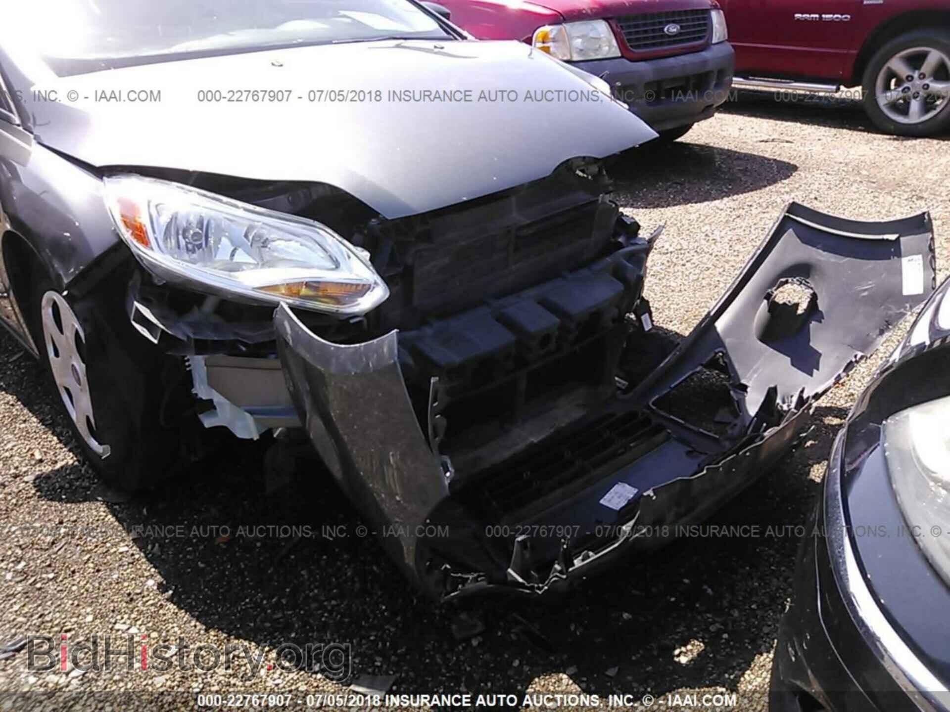 2014 Ford Focus - VIN: 1FADP3E21EL390420 - Photo 6