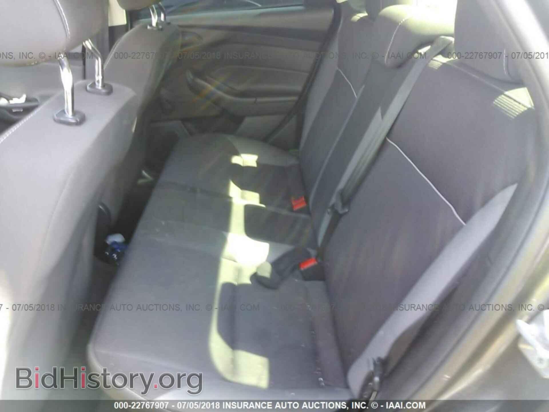 2014 Ford Focus - VIN: 1FADP3E21EL390420 - Photo 8