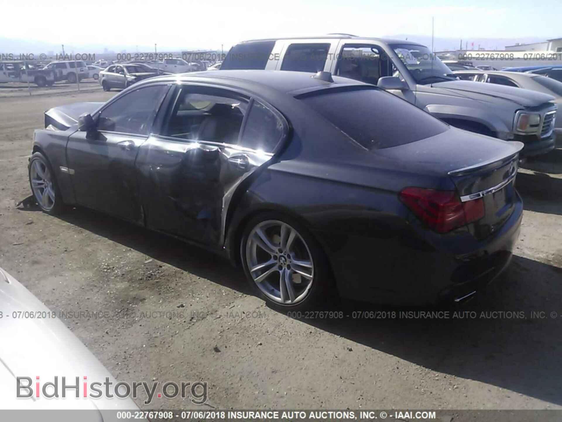 2011 Bmw 750 - VIN: WBAKB8C57BC851820 - Фото 3