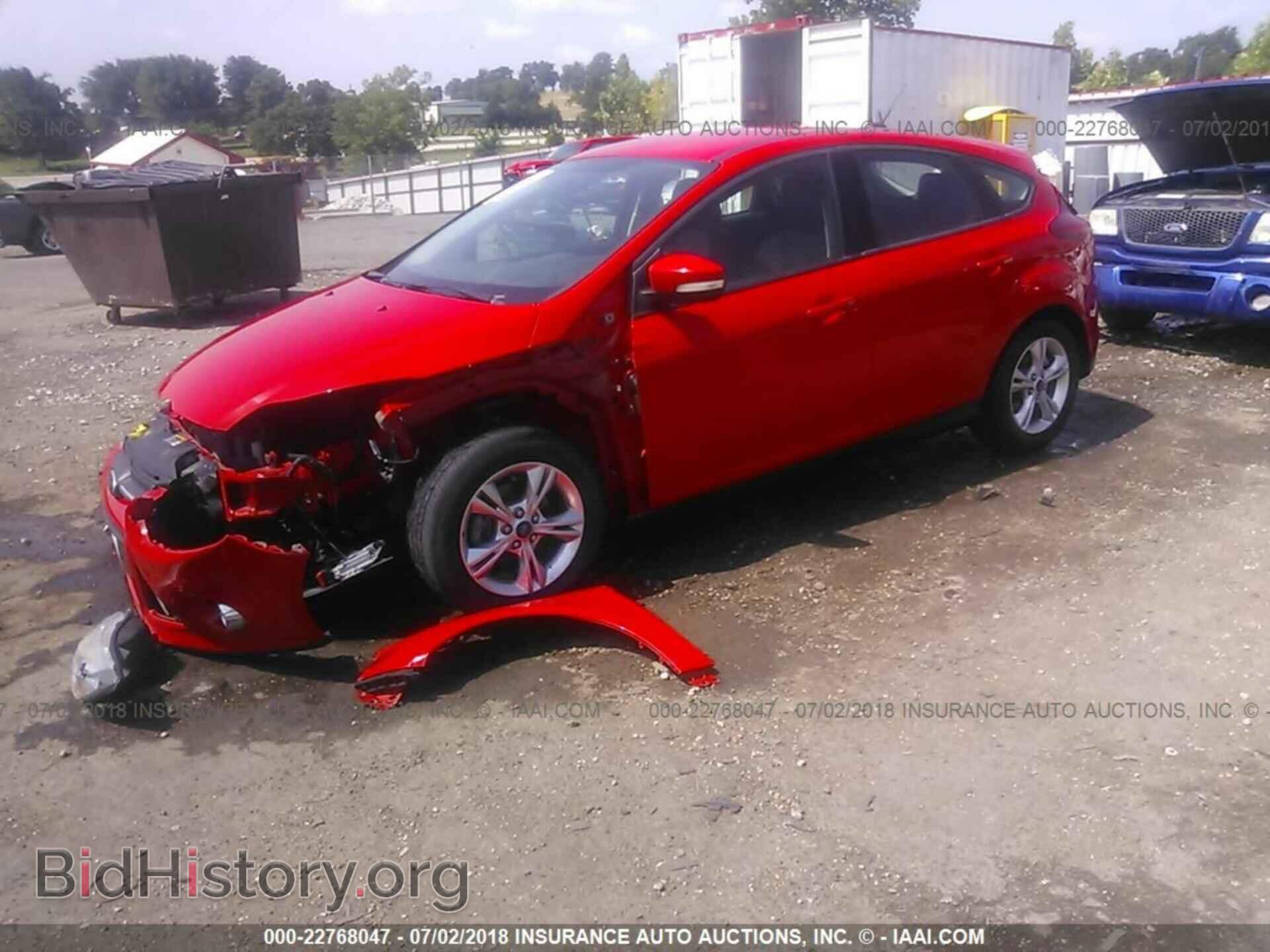 2013 Ford Focus - VIN: 1FADP3K27DL247698 - Фото 2