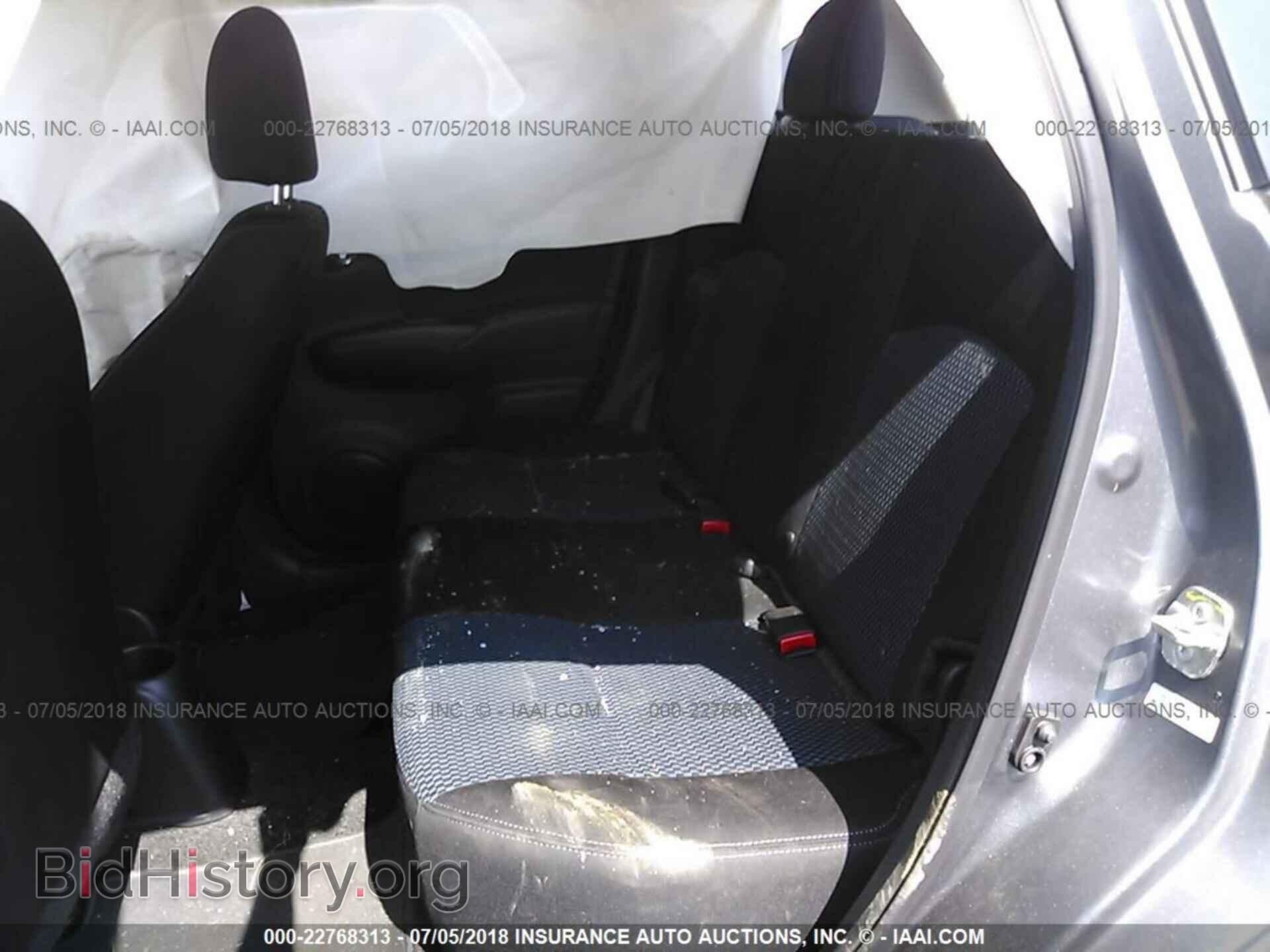 2017 Nissan Versa note - VIN: 3N1CE2CP3HL376566 - Photo 8