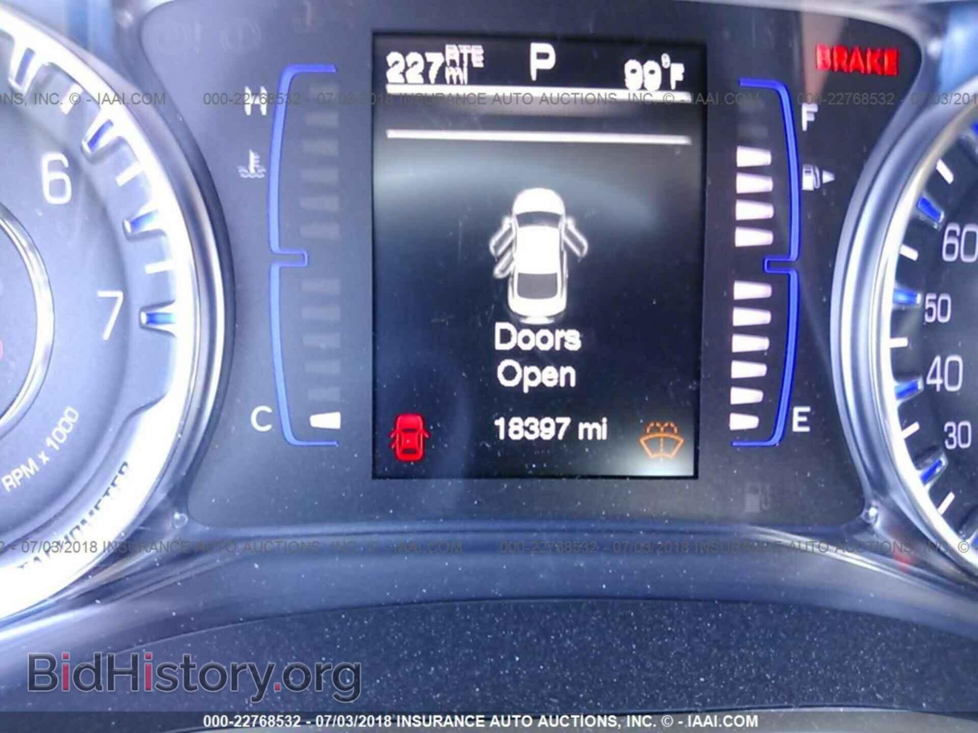 2016 Chrysler 200 - VIN: 1C3CCCFBXGN186419 - Фото 7