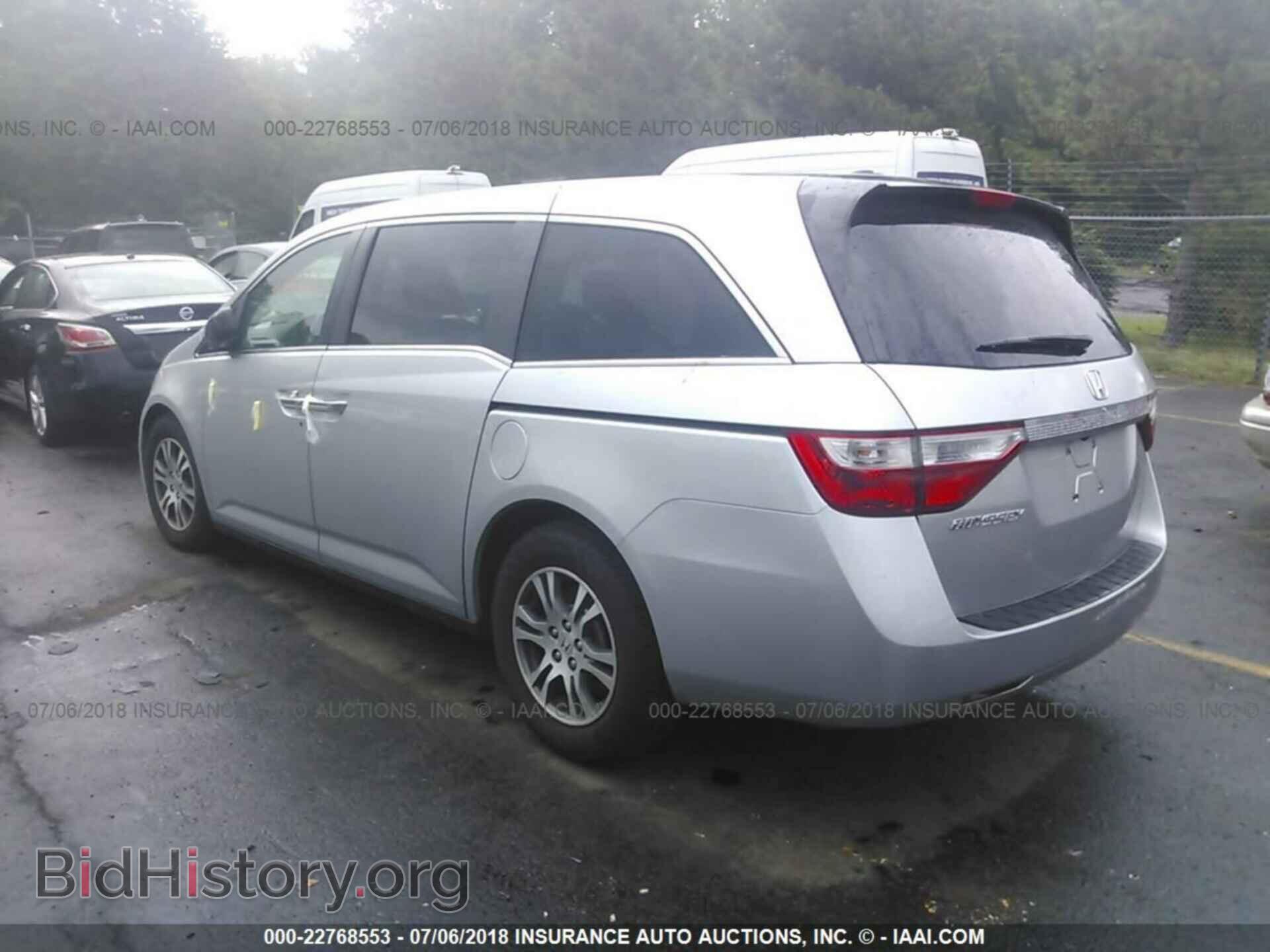 2012 Honda Odyssey - VIN: 5FNRL5H67CB030865 - Фото 3