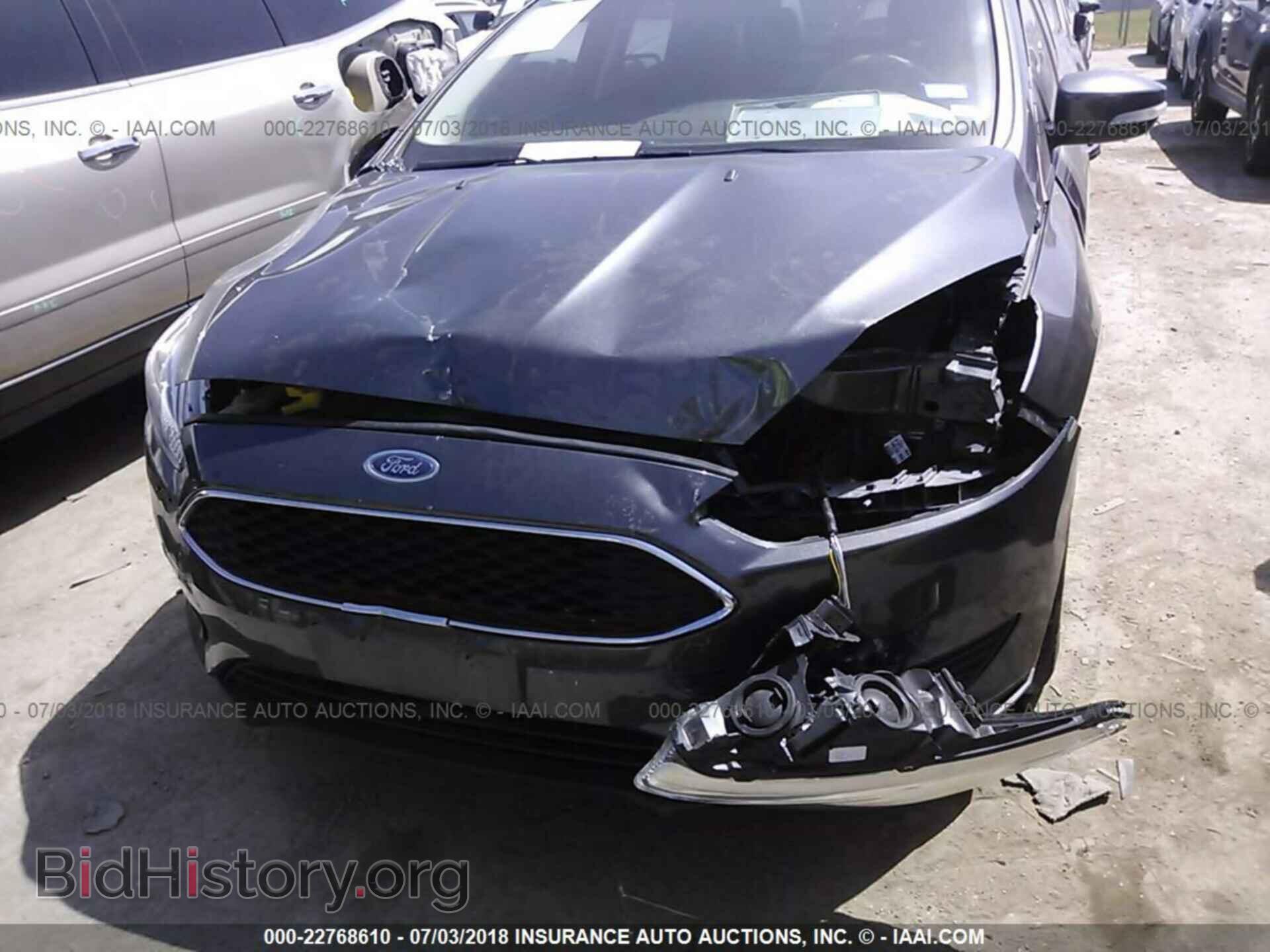 2017 Ford Focus - VIN: 1FADP3F21HL204670 - Фото 6