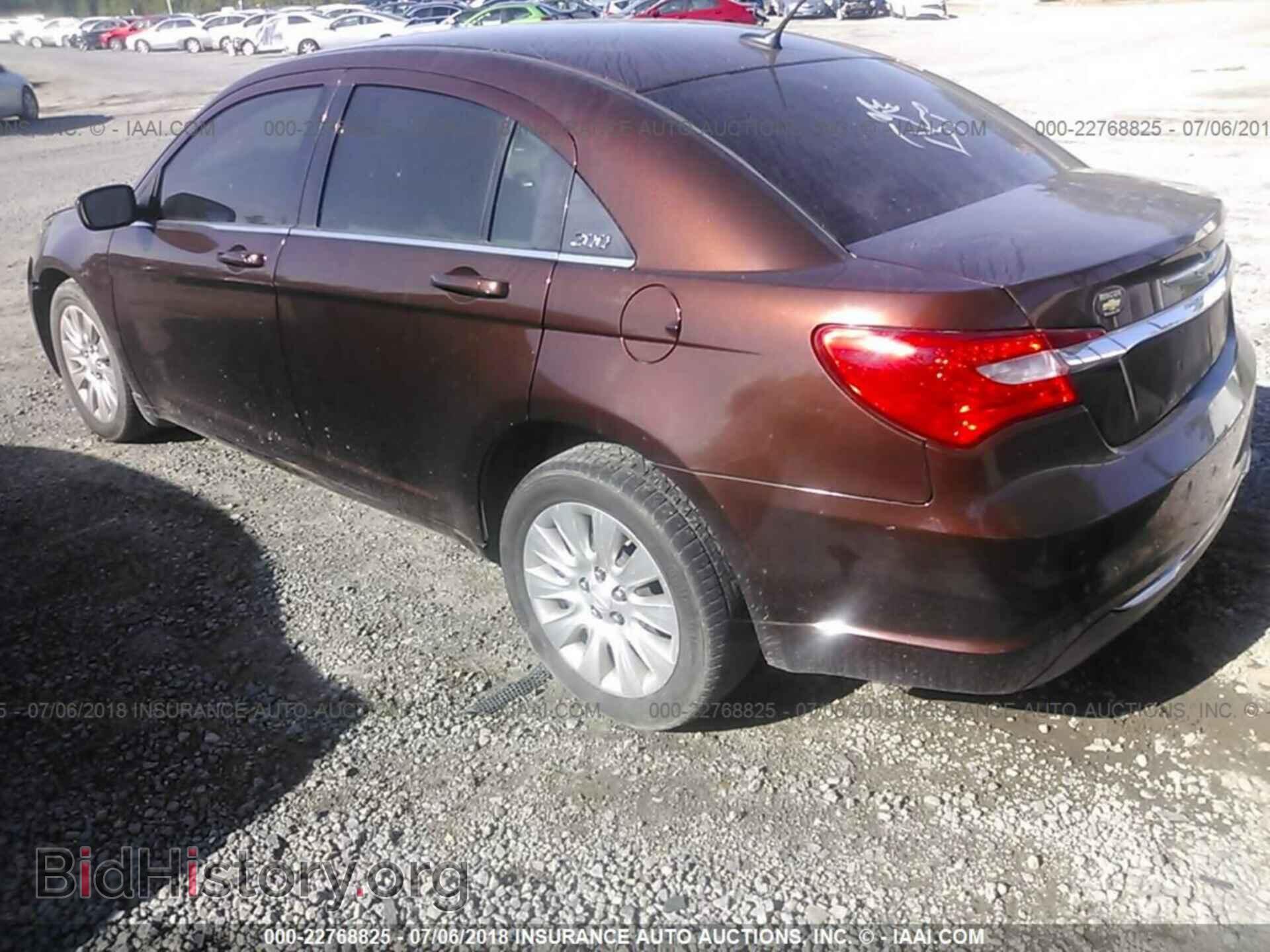 2013 Chrysler 200 - VIN: 1C3CCBAB2DN733714 - Фото 3