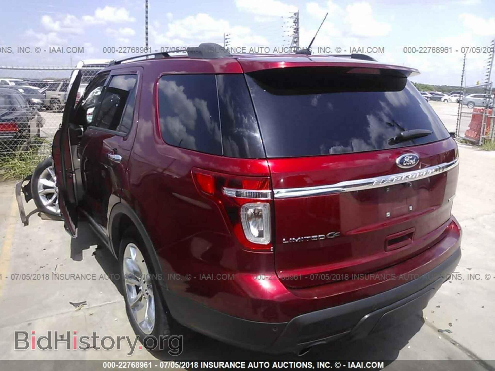 2013 Ford Explorer - VIN: 1FM5K7F83DGA92834 - Photo 3
