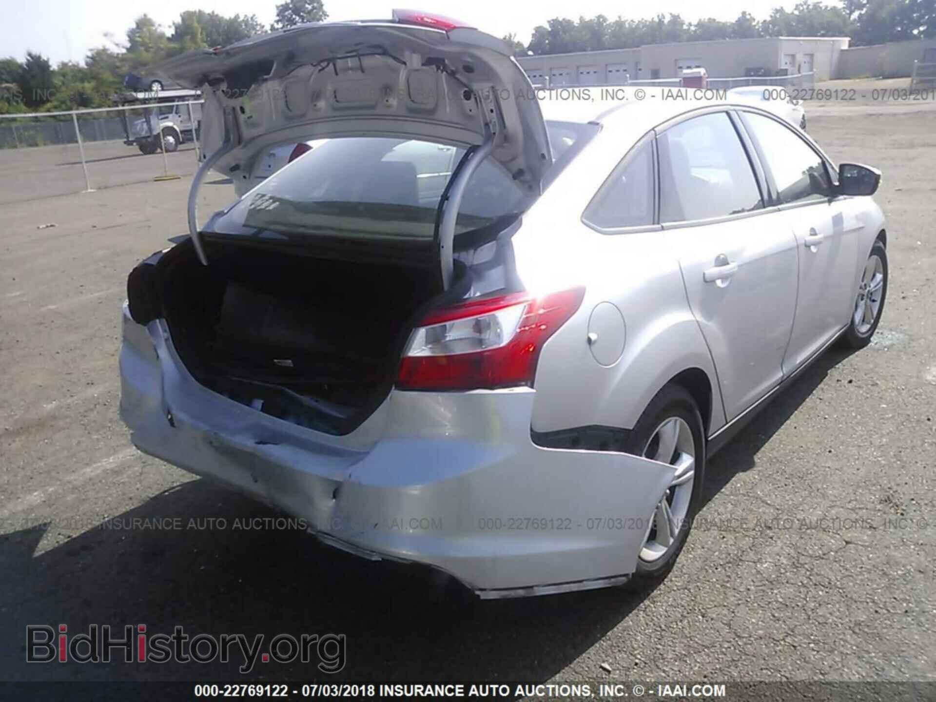 2013 Ford Focus - VIN: 1FADP3F20DL142611 - Photo 4