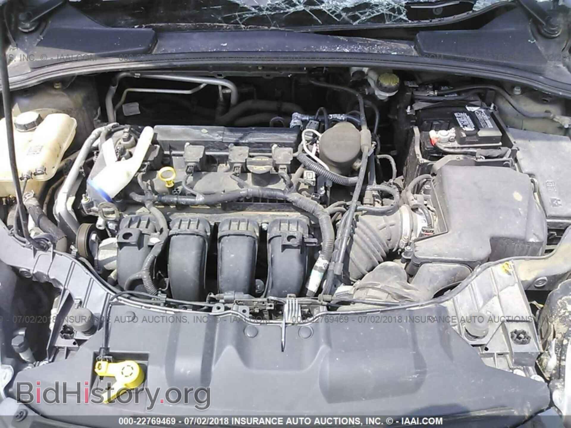 2012 Ford Focus - VIN: 1FAHP3F24CL261388 - Photo 10