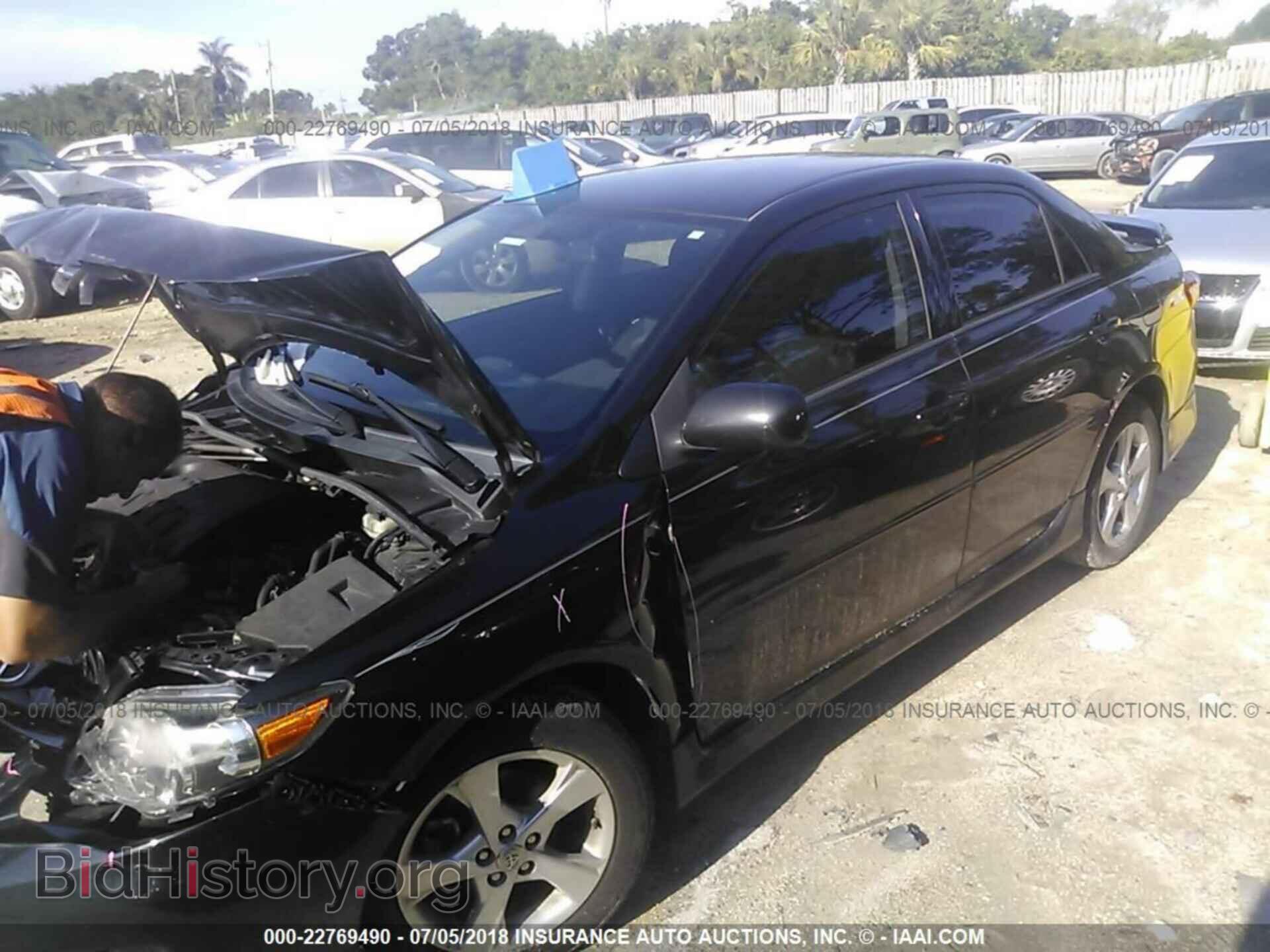 2013 Toyota Corolla - VIN: 5YFBU4EE9DP190112 - Фото 2