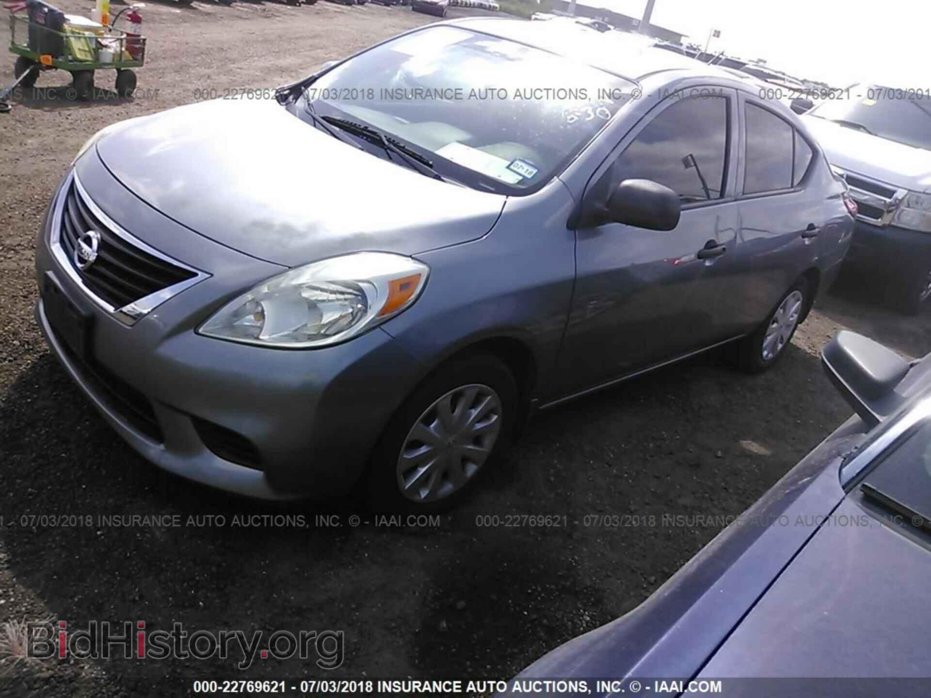 2014 Nissan Versa - VIN: 3N1CN7AP6EL842020 - Фото 2