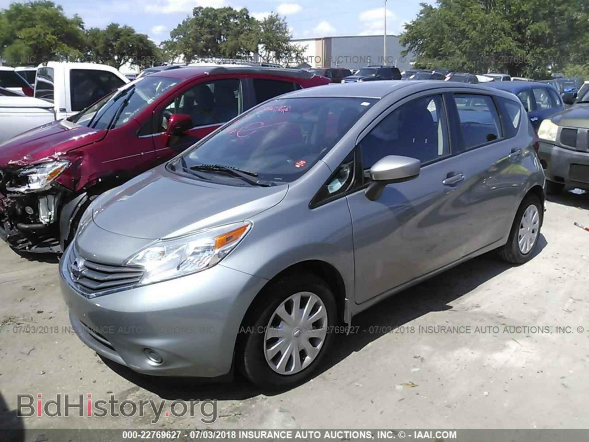 2015 Nissan Versa note - VIN: 3N1CE2CPXFL362256 - Photo 2