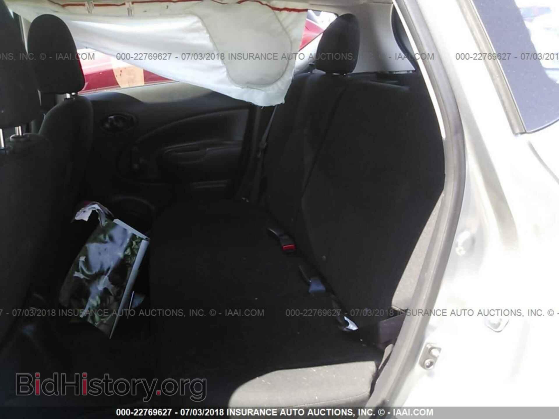 2015 Nissan Versa note - VIN: 3N1CE2CPXFL362256 - Photo 8