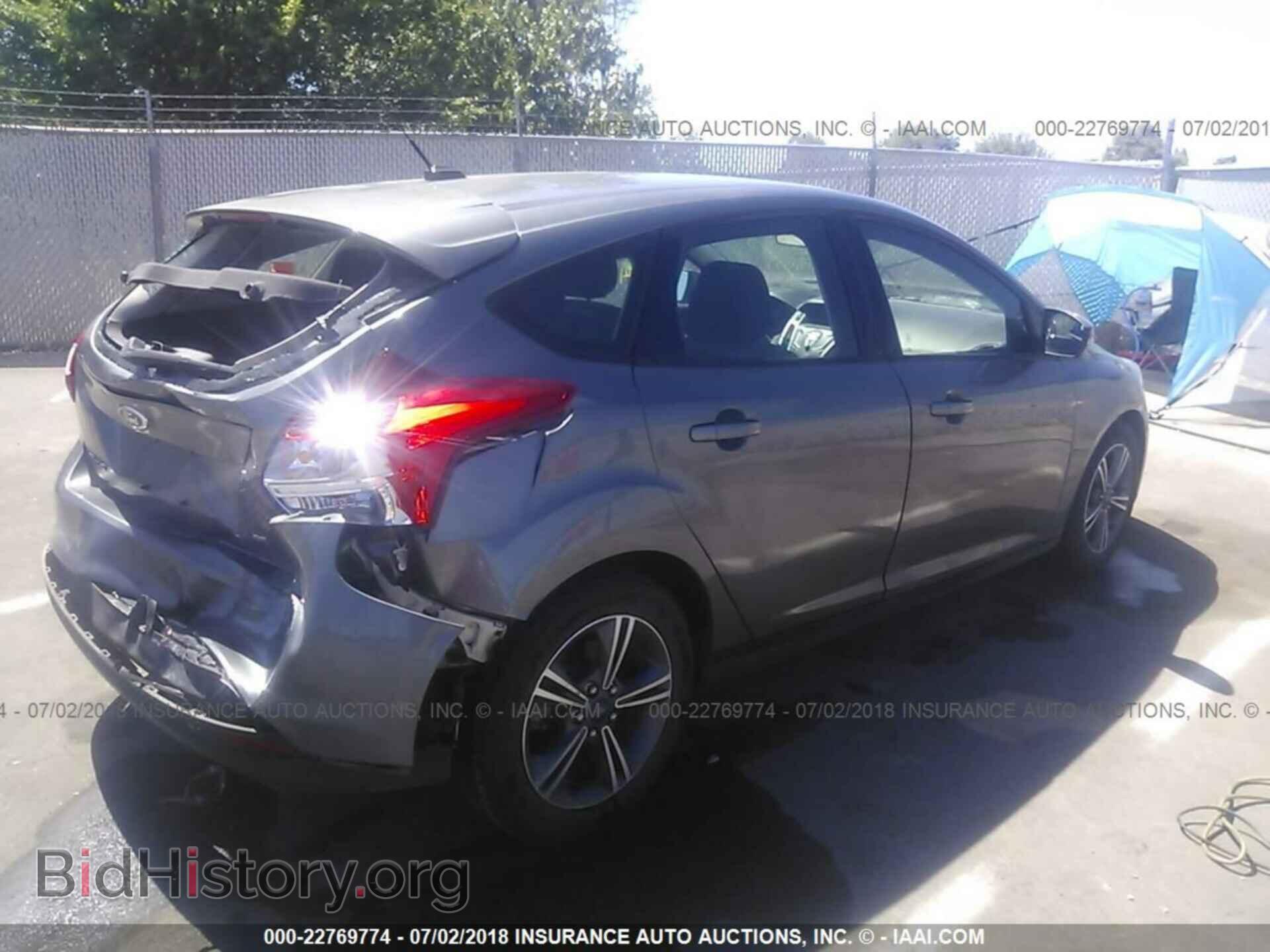 2012 Ford Focus - VIN: 1FAHP3K2XCL416337 - Photo 4