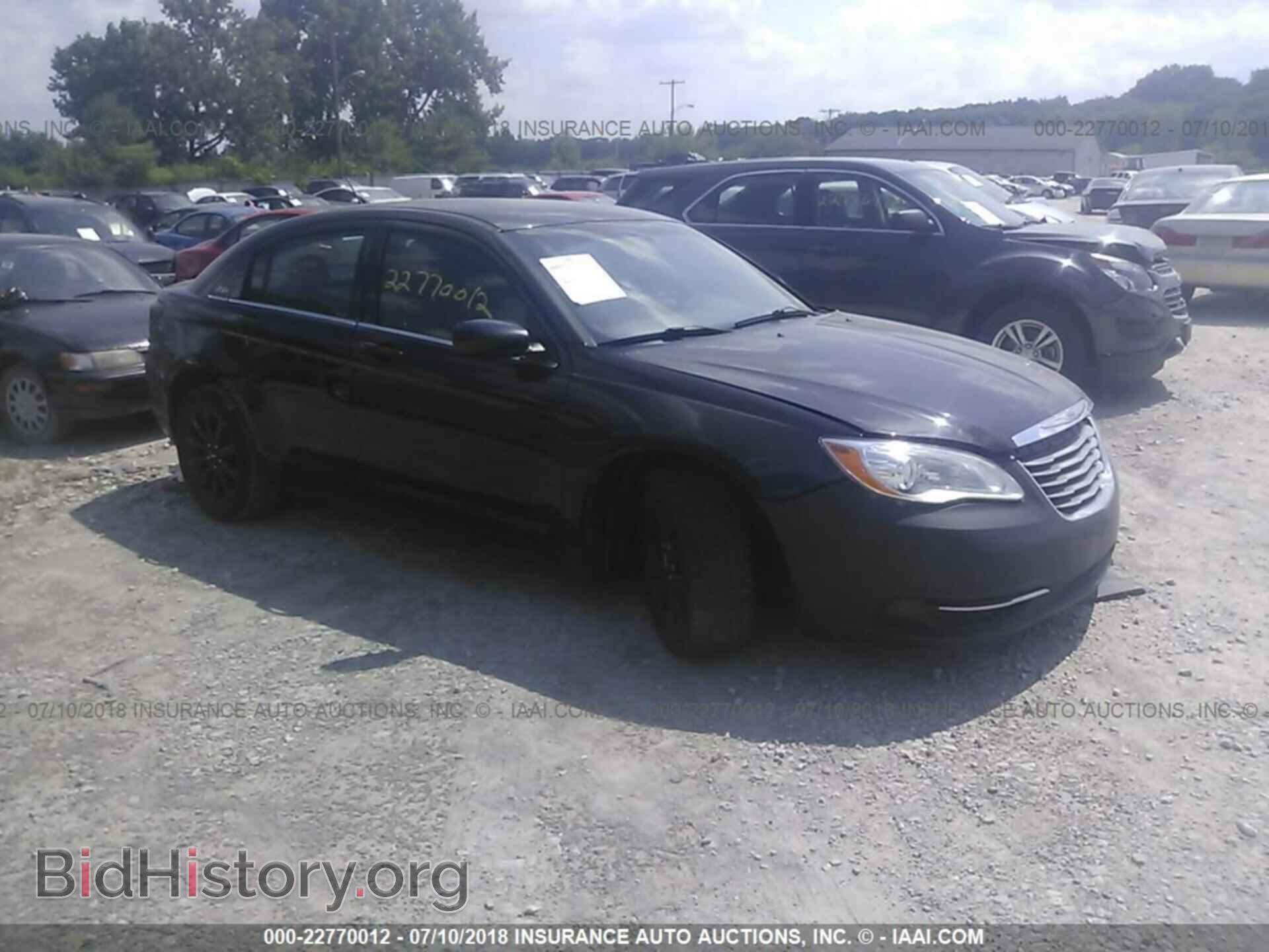 Photo 1C3CCBBG1DN678053 - Chrysler 200 2013