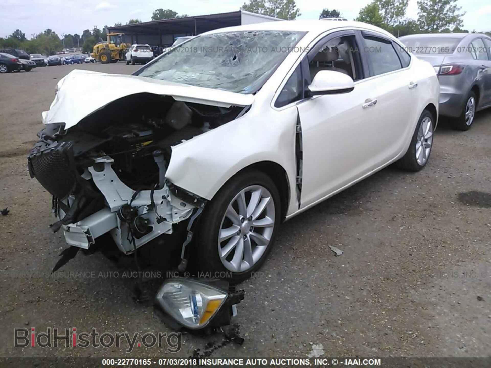 2013 Buick Verano - VIN: 1G4PS5SK0D4191756 - Фото 2
