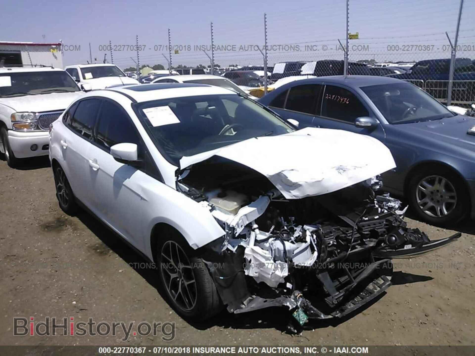 Photo 1FADP3H24HL343169 - Ford Focus 2017