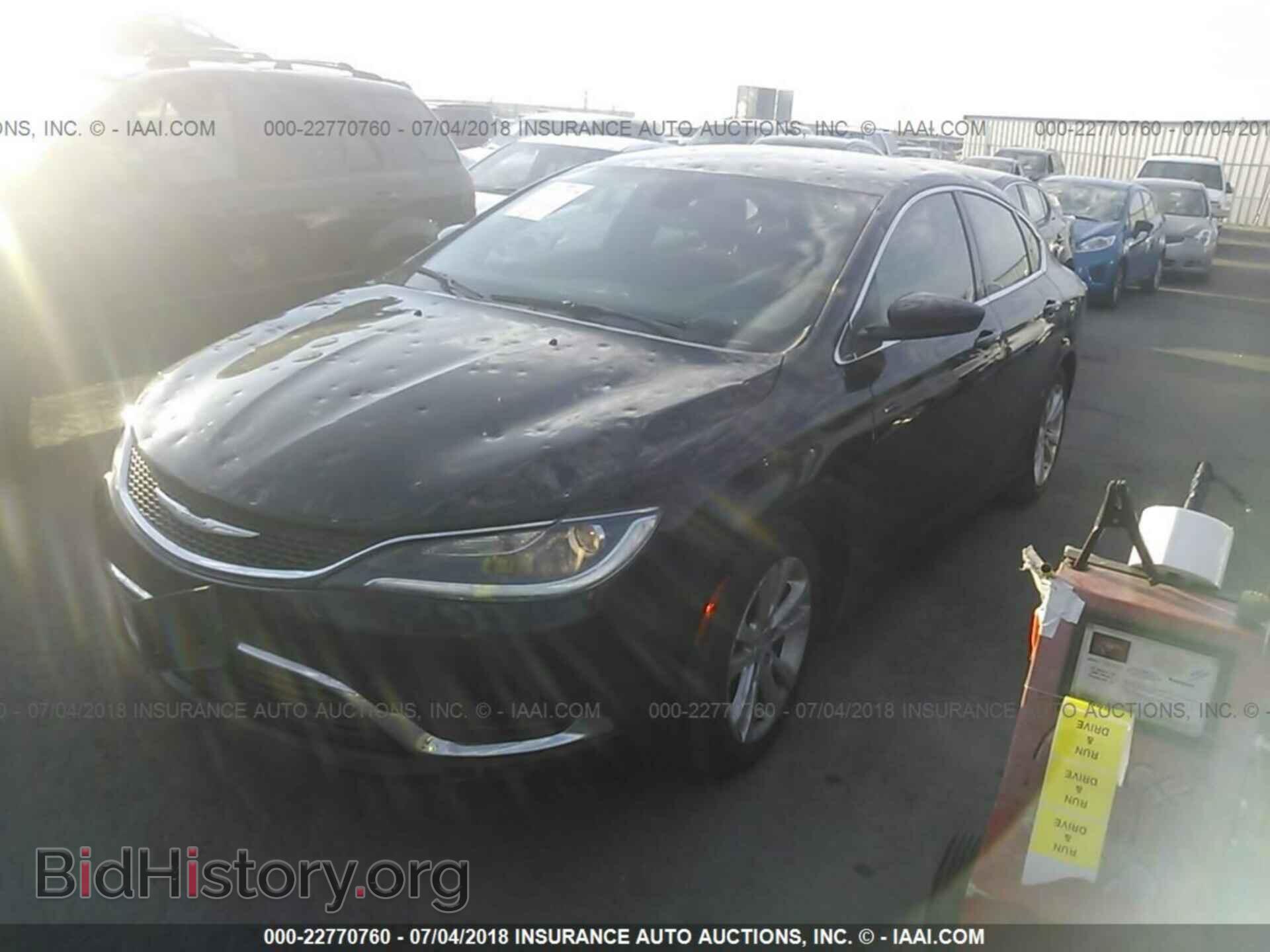 2015 CHRYSLER 200 - VIN: 1C3CCCAB5FN563745 - Photo 2