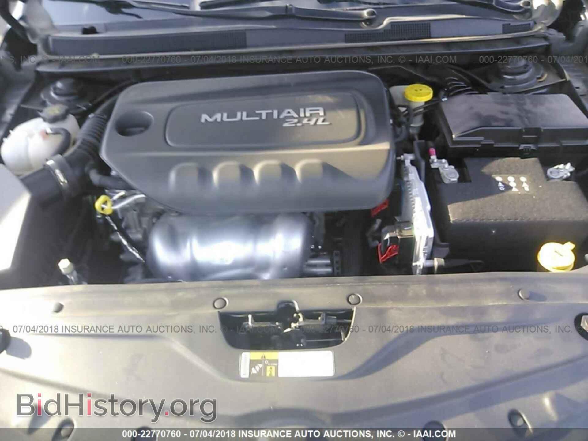 2015 CHRYSLER 200 - VIN: 1C3CCCAB5FN563745 - Photo 10