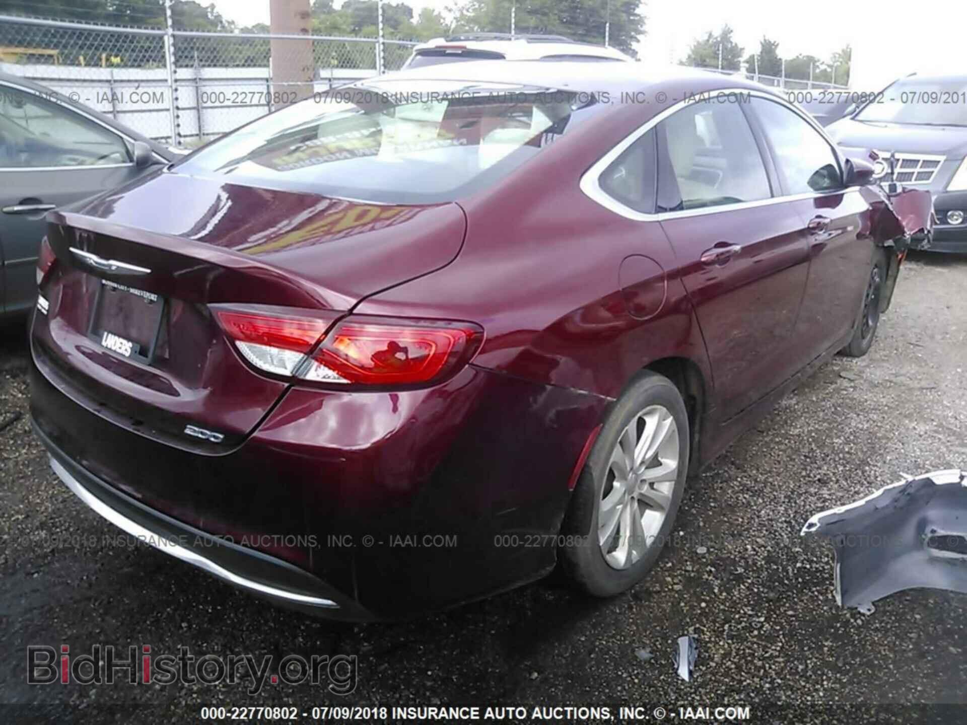 2015 Chrysler 200 - VIN: 1C3CCCAB4FN521115 - Photo 4