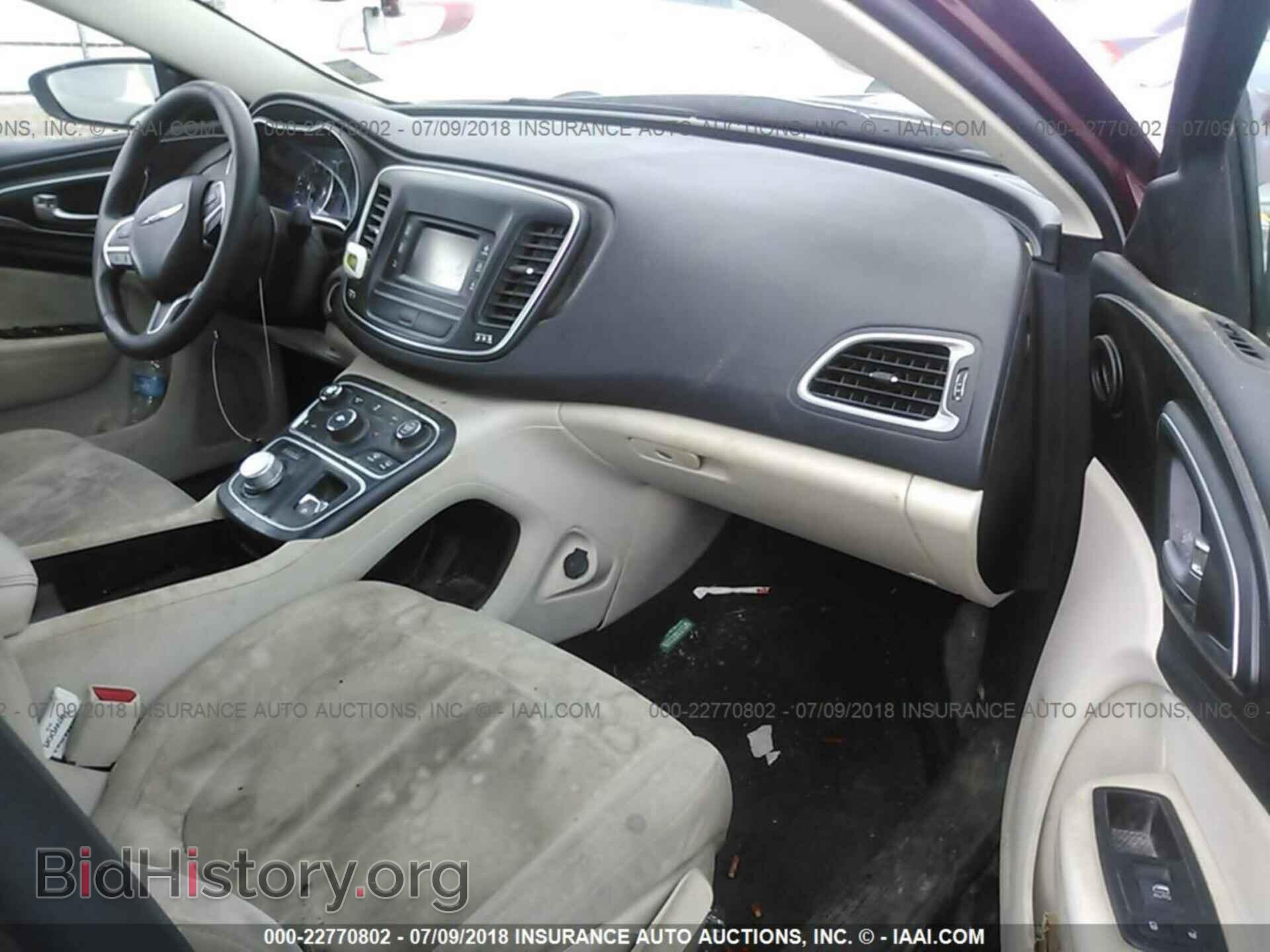2015 Chrysler 200 - VIN: 1C3CCCAB4FN521115 - Photo 5