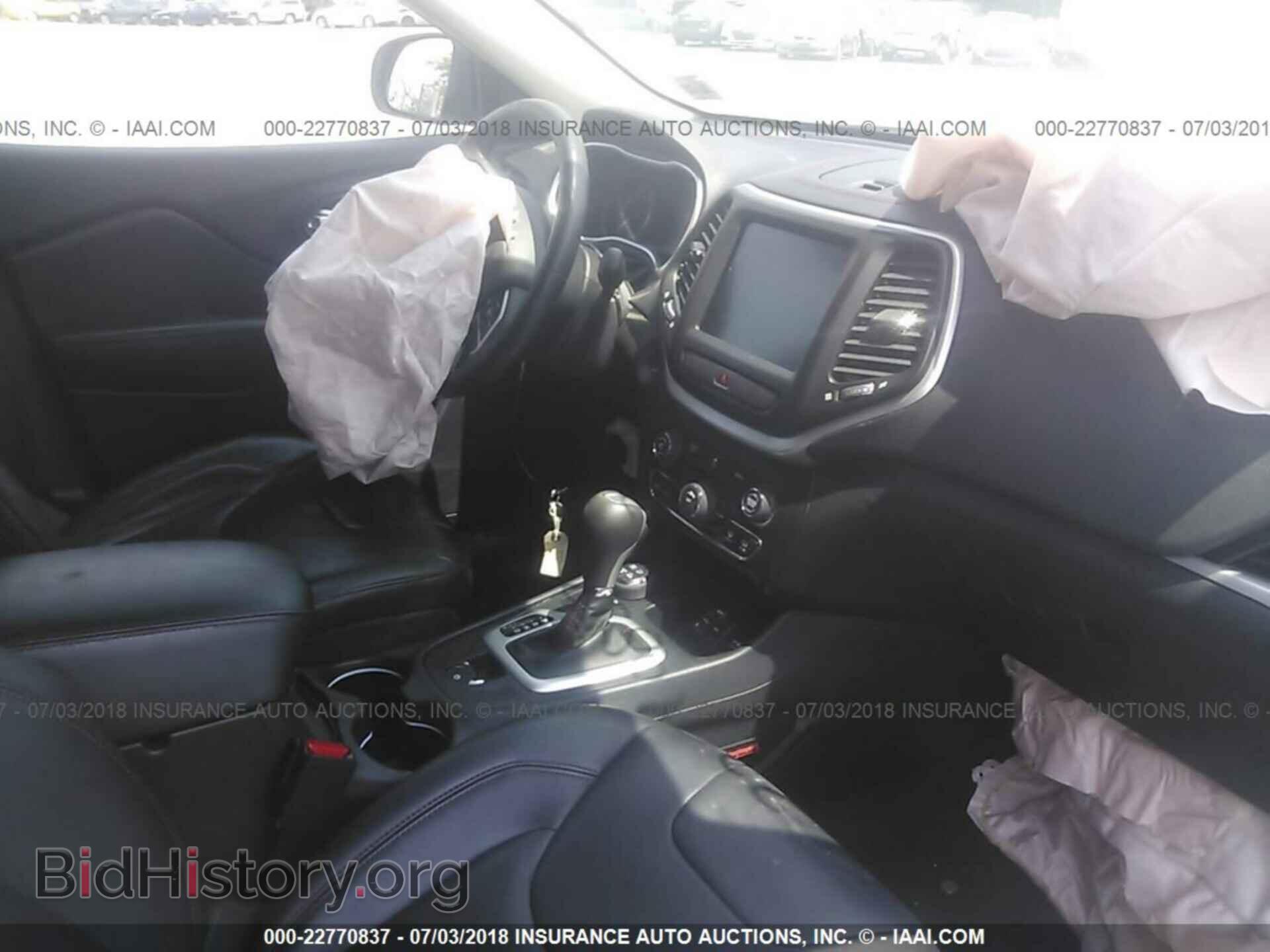 2014 Jeep Cherokee - VIN: 1C4PJMBS0EW127787 - Photo 5